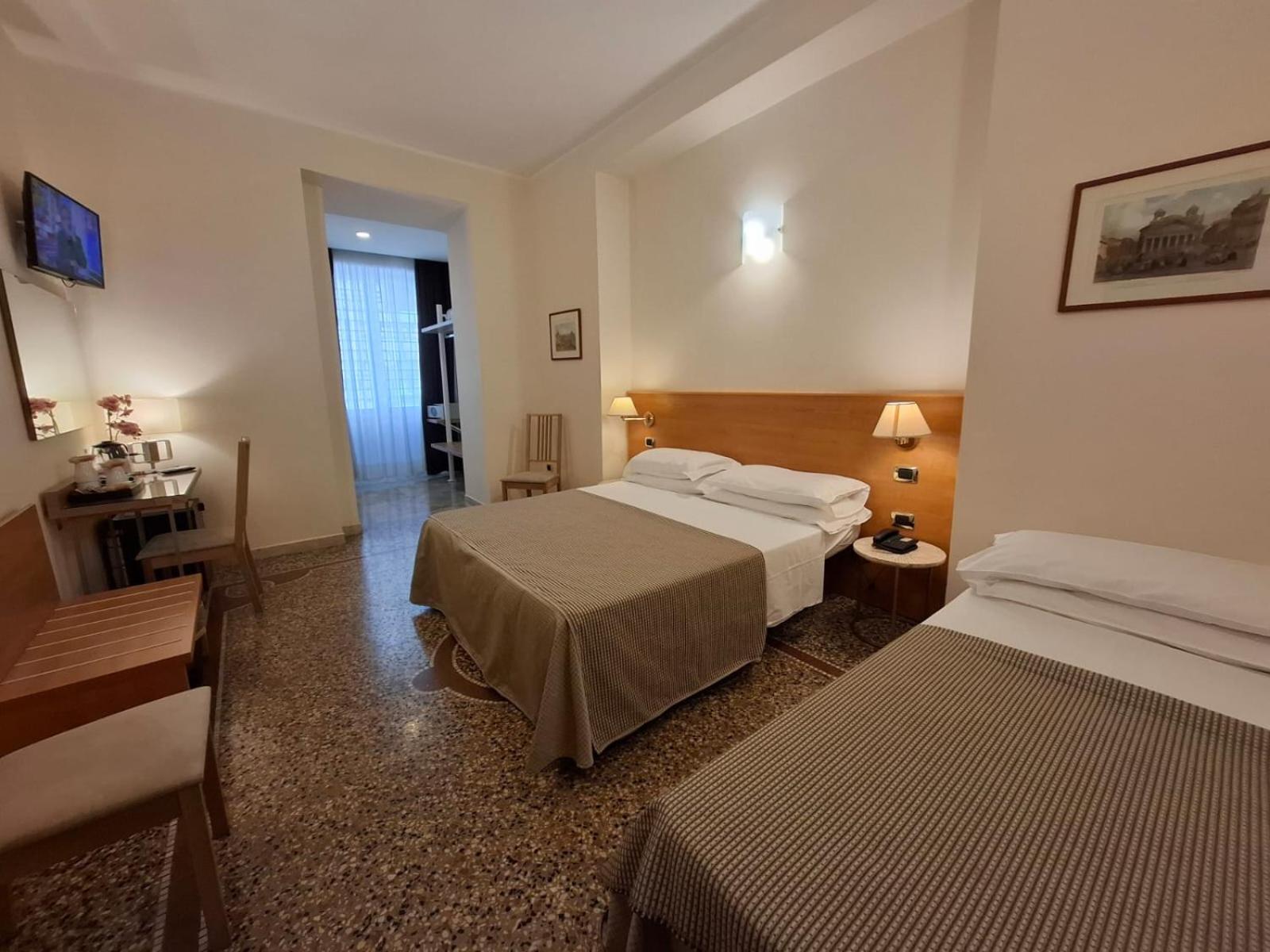 Triple Room photo 3