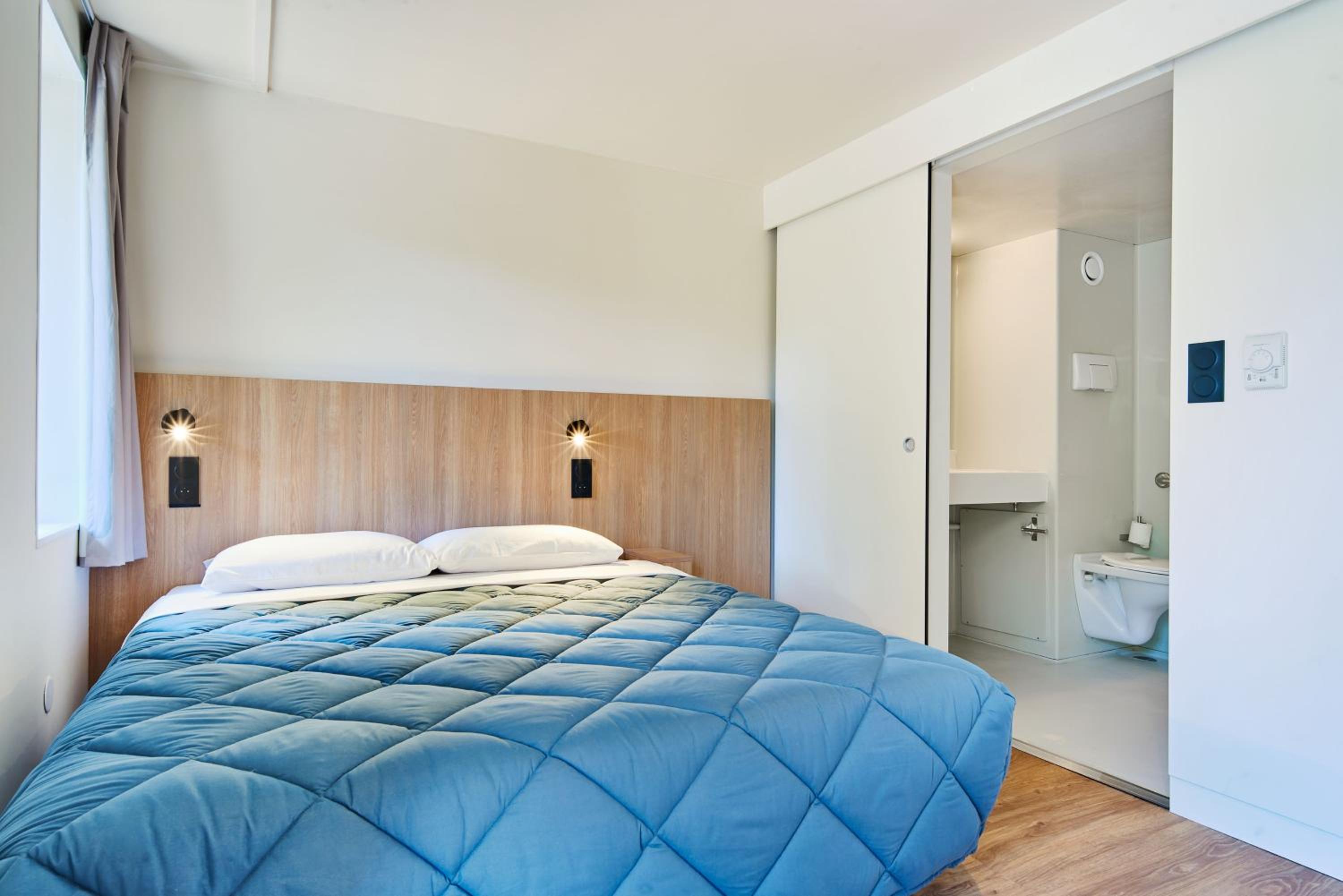 Double Room - Photo 5