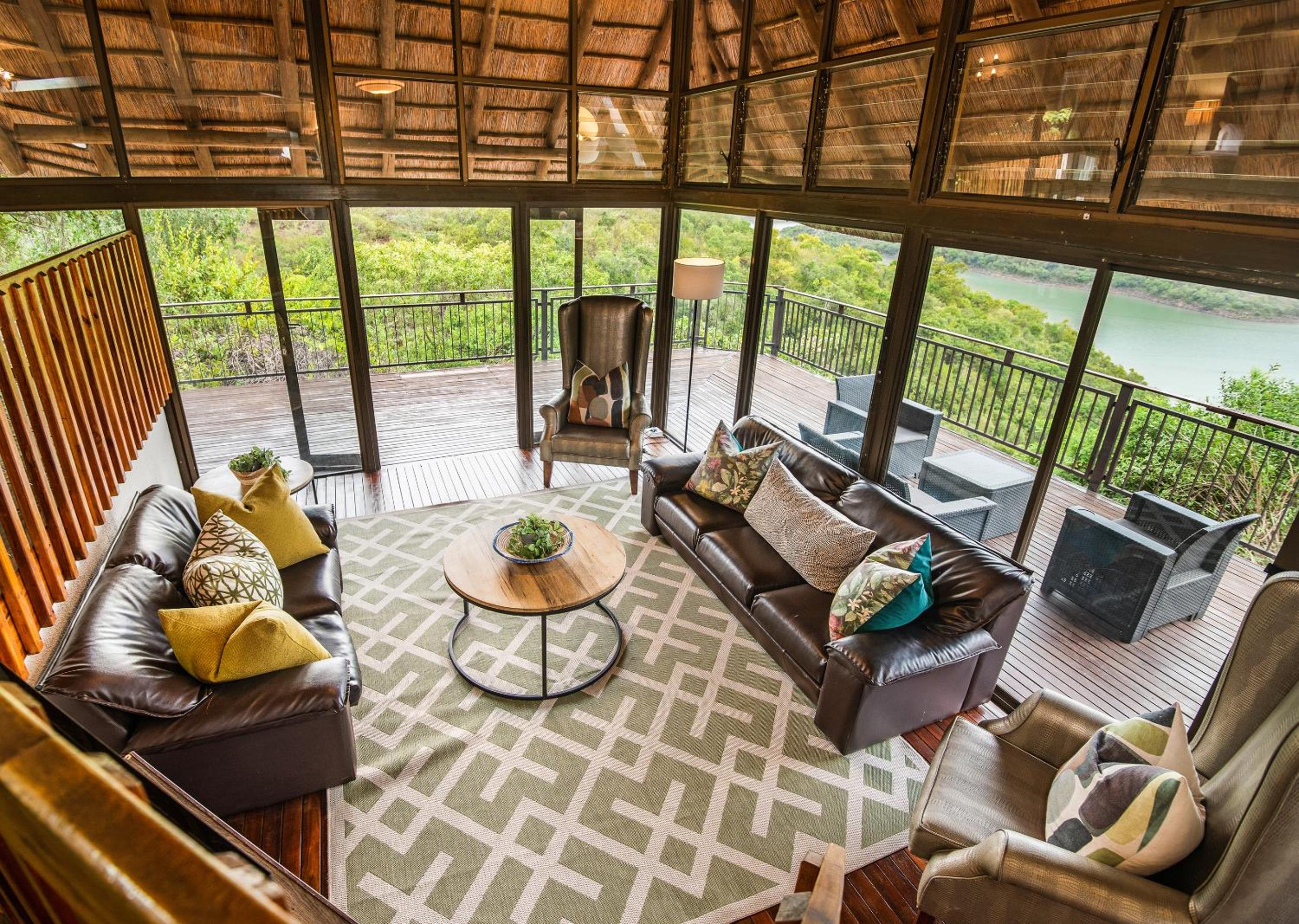 Villa with Private Pool - Photo 15