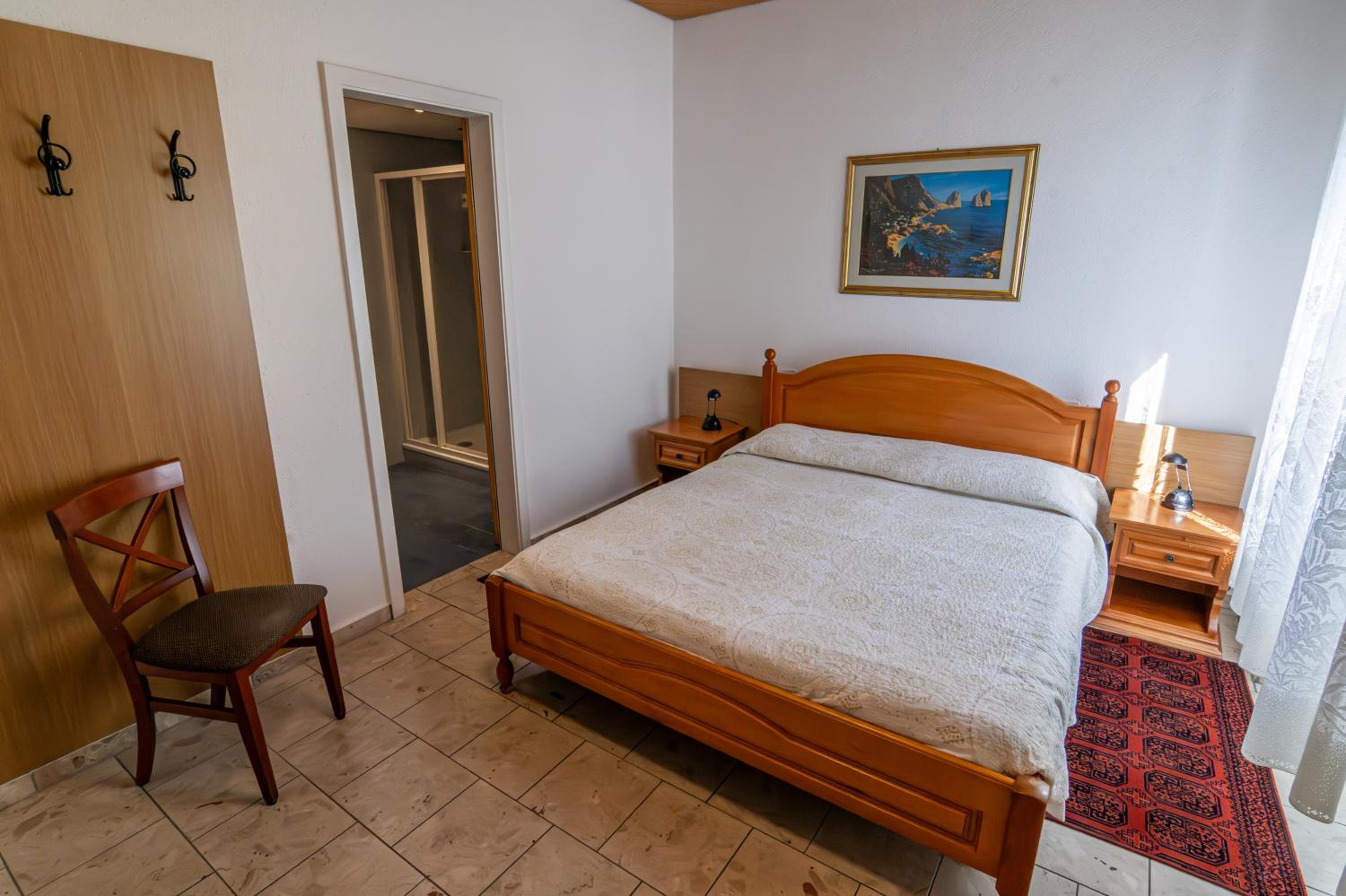 Double or Twin Room - Photo 6