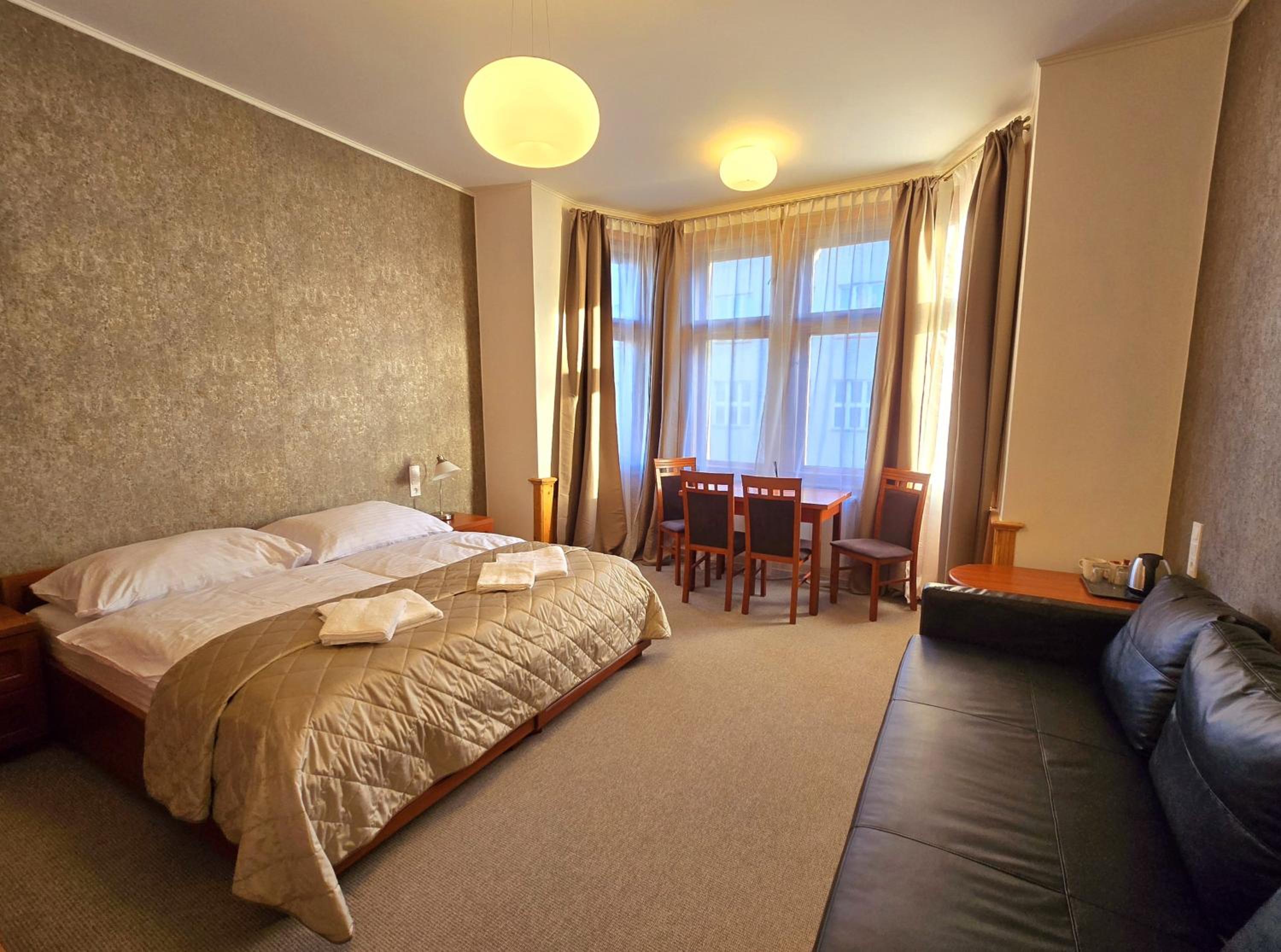 Comfort Triple Room with Shower