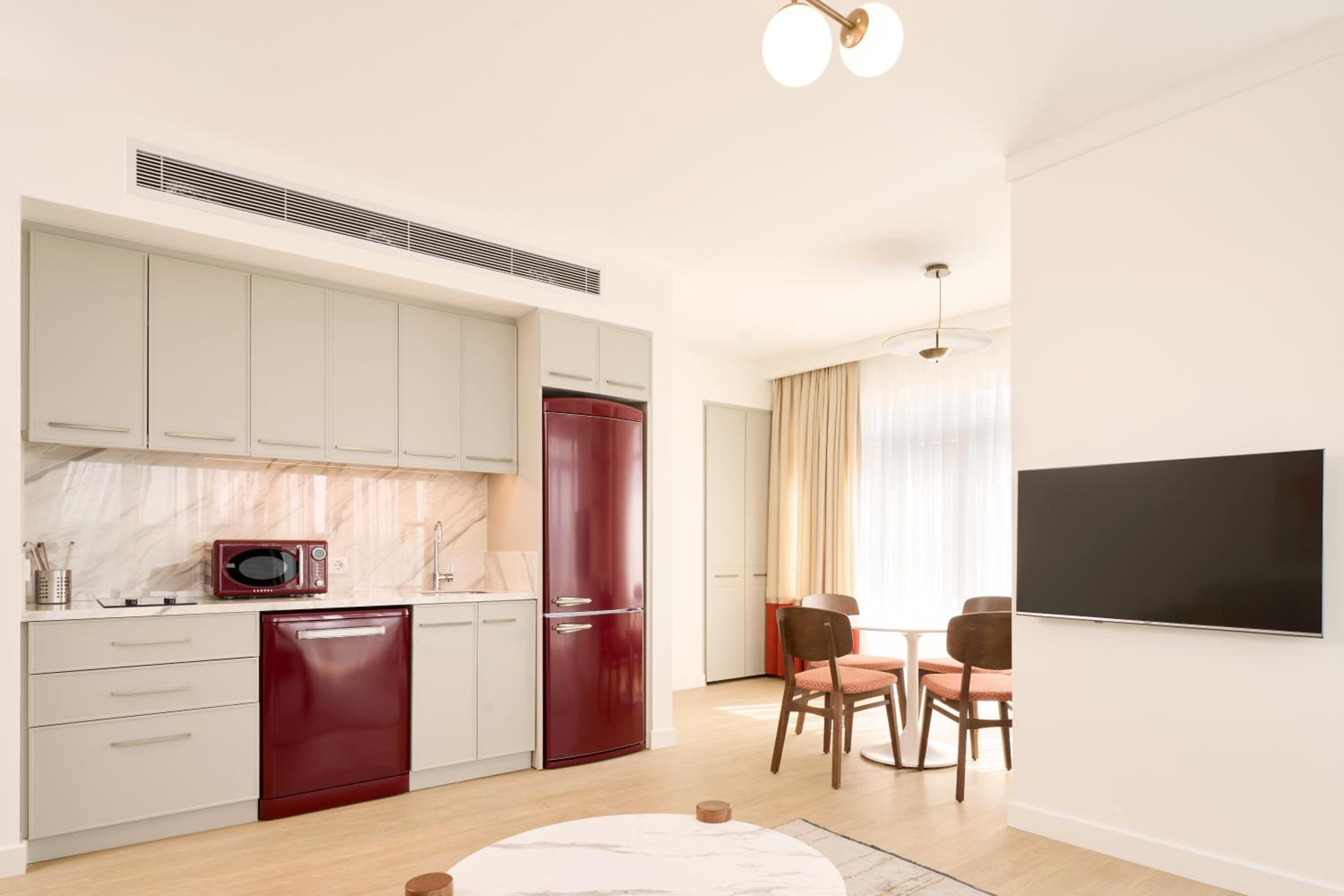 One-Bedroom Apartment with Garden View photo 3