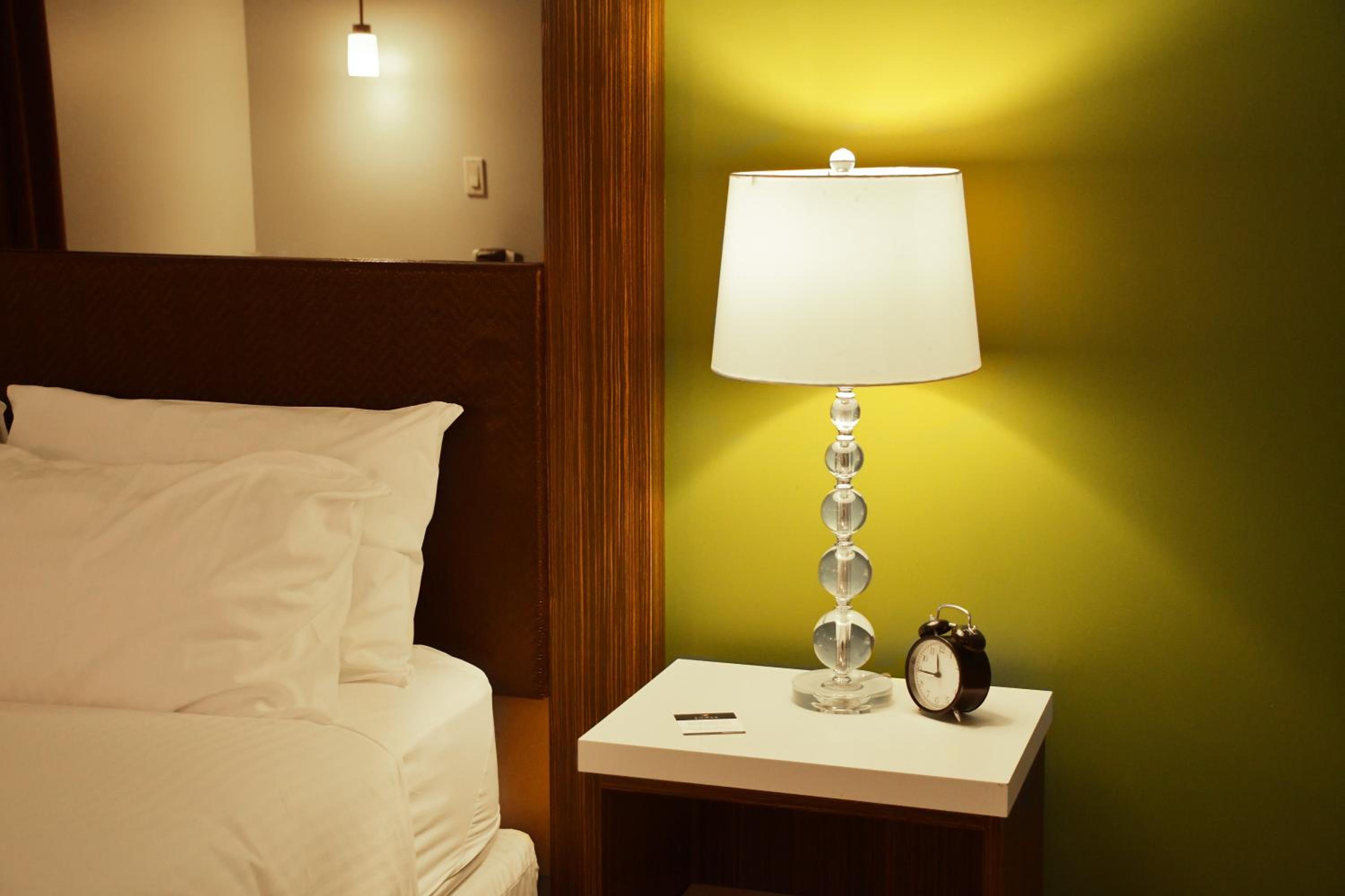 Queen Room photo 3