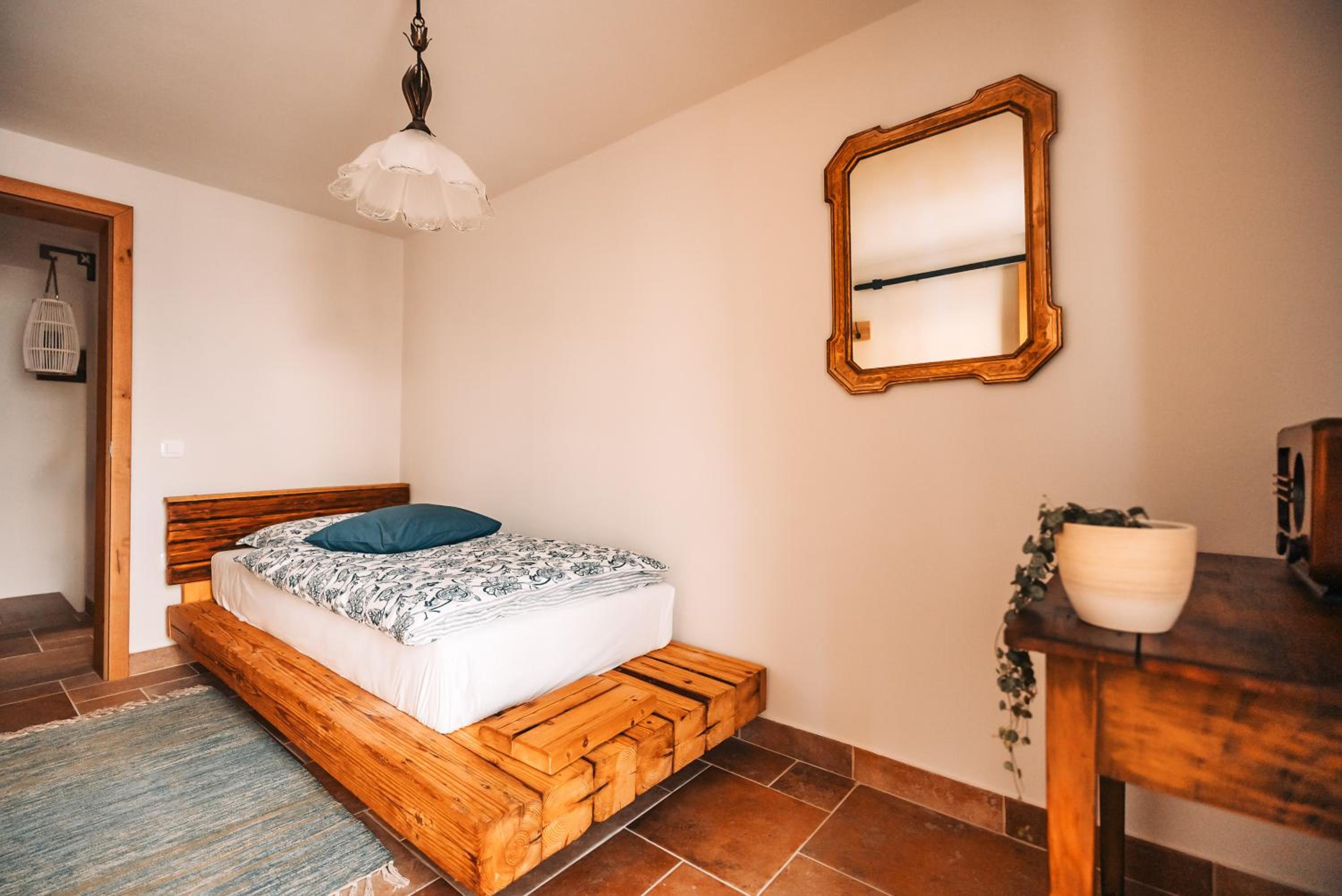 Single Room with Balcony photo 2