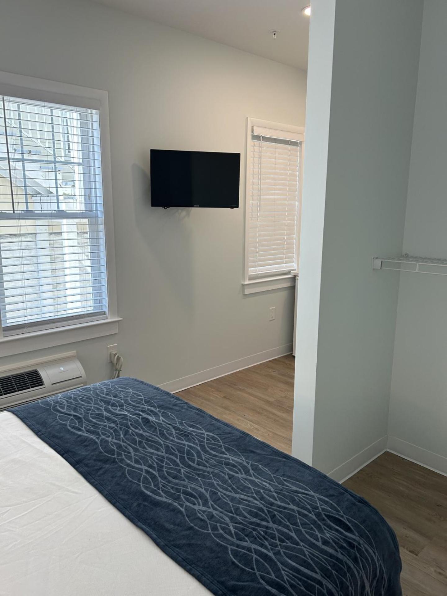 The Admiral Hotel/Motel, Billede 4