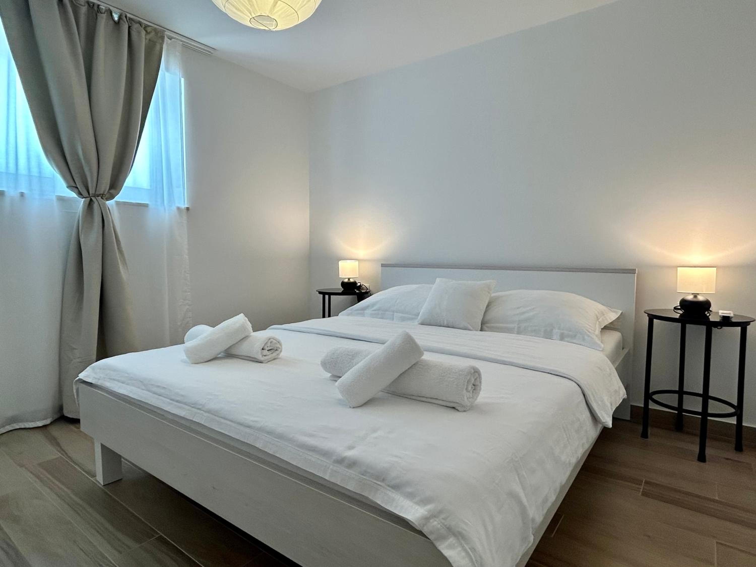 Apartment - Ground Floor photo 1