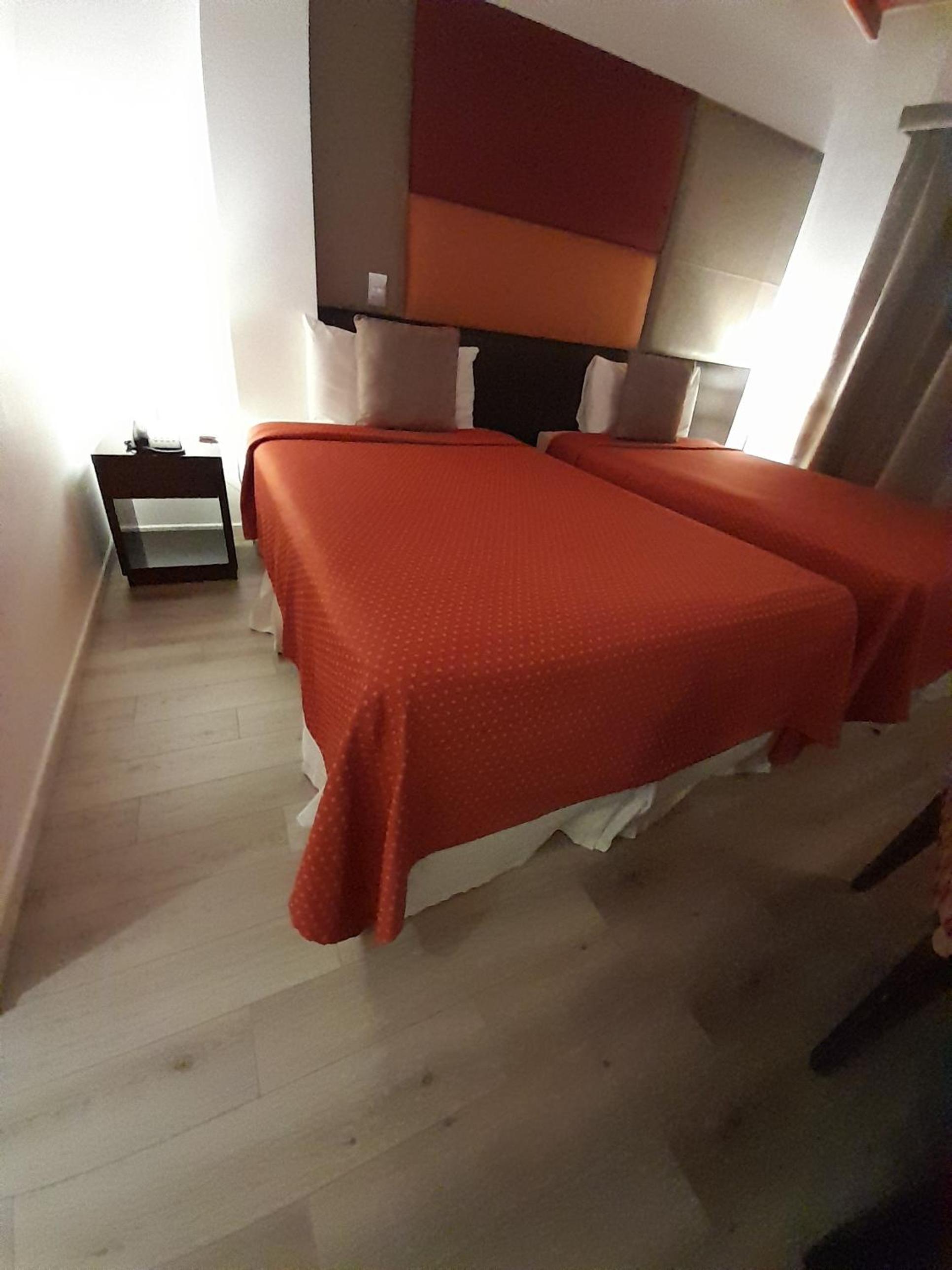 Deluxe Twin Room photo 1