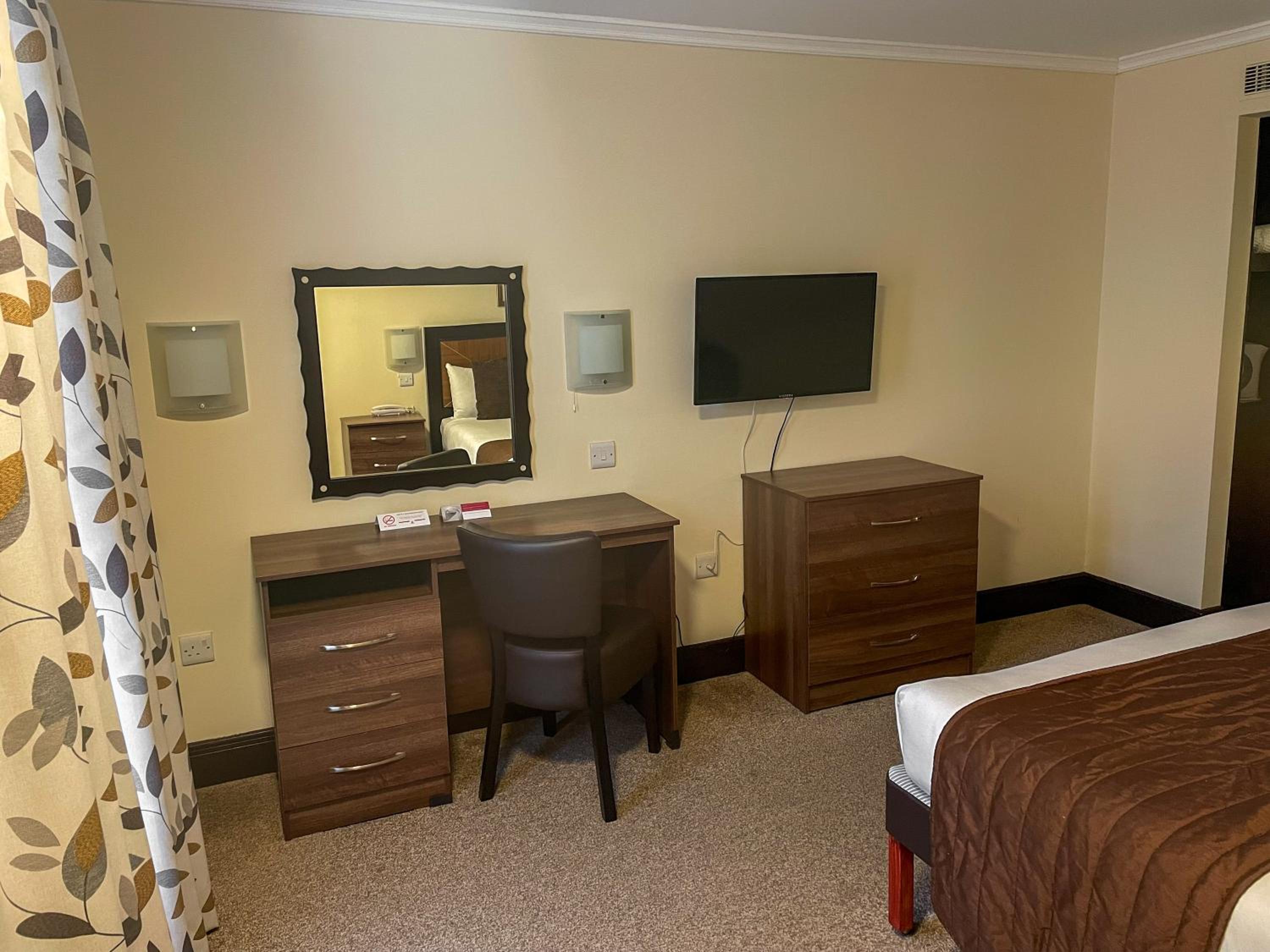 Double Room - Photo 2