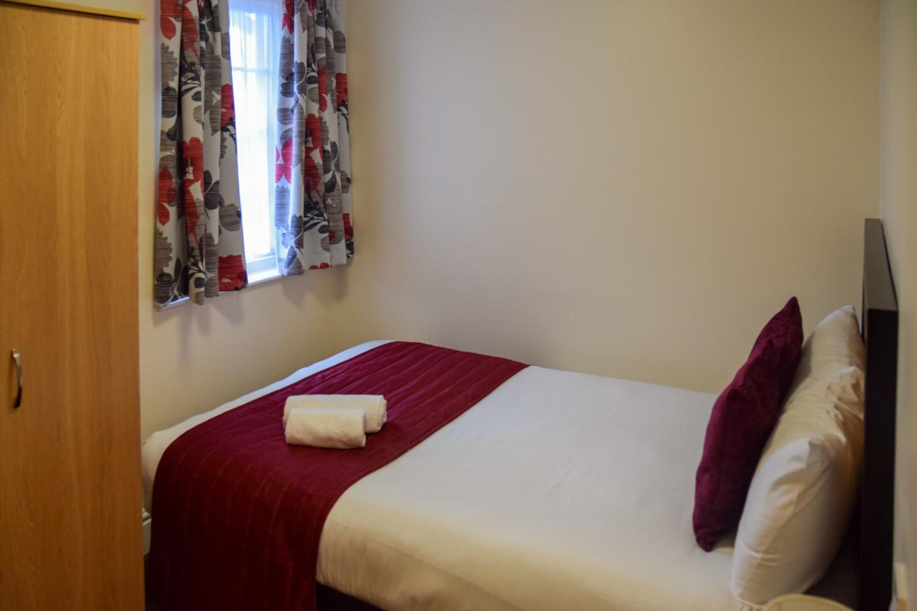 Small Double Room - Photo 6