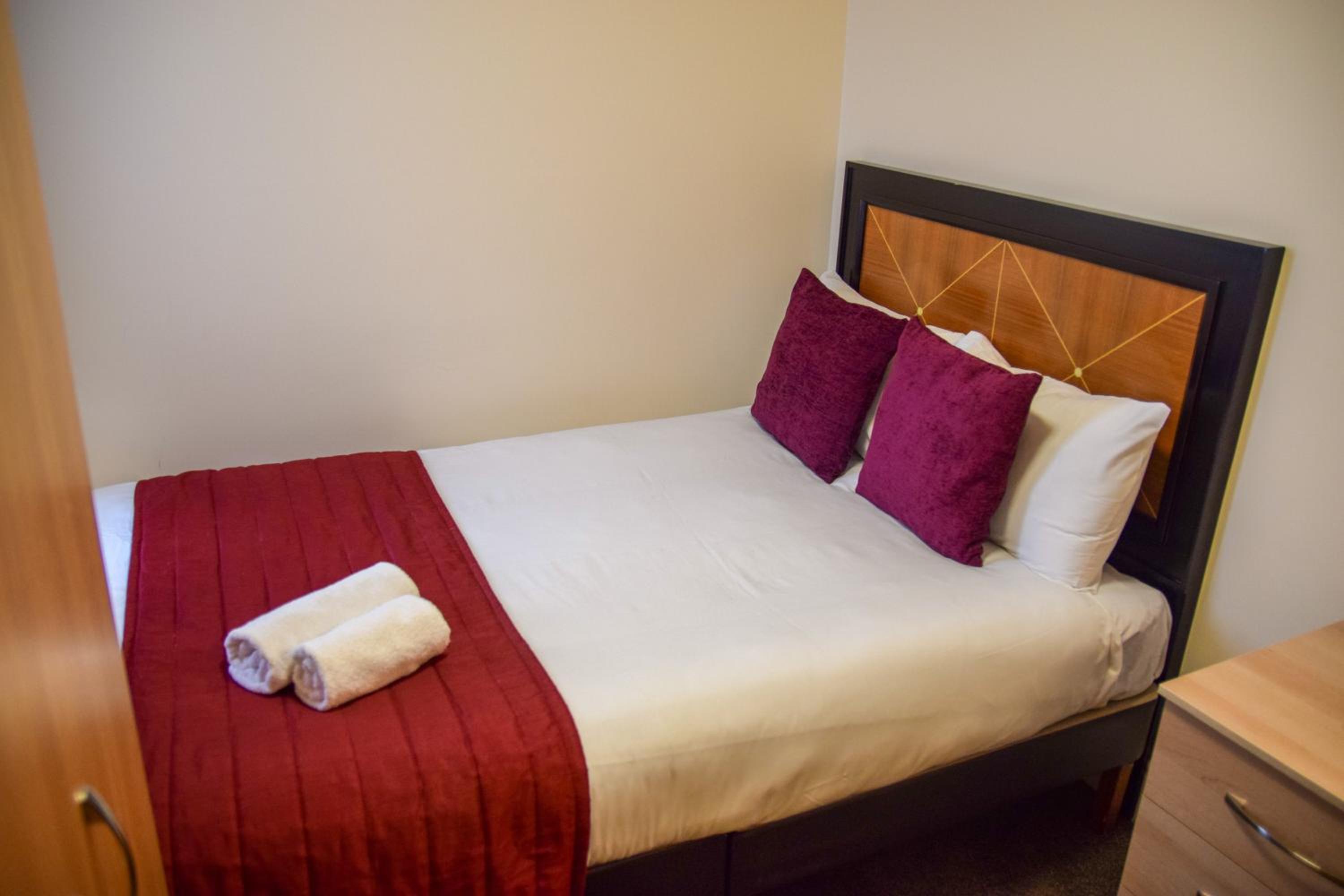 Small Double Room - Photo 1