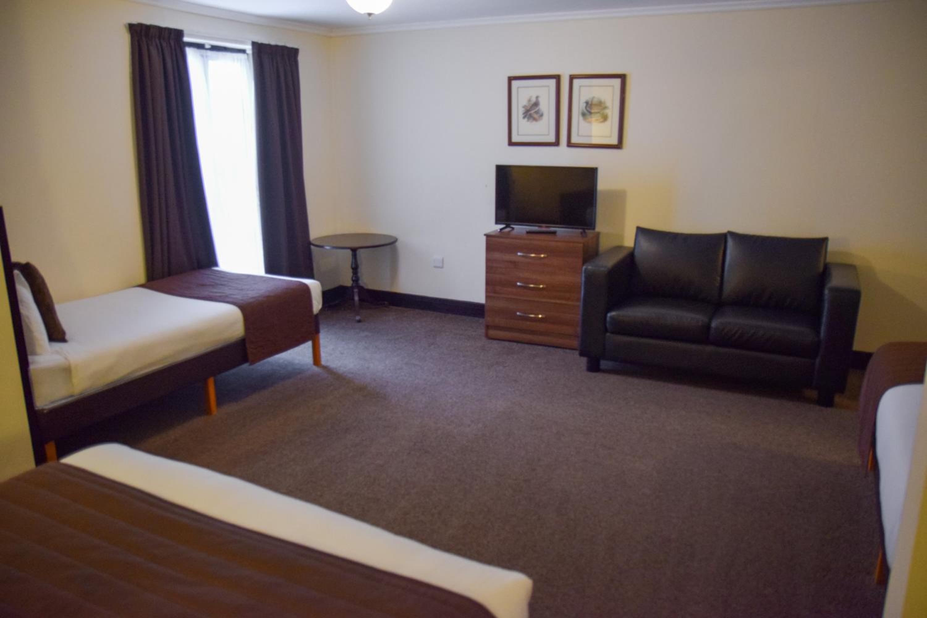 Standard Family Room - Photo 11