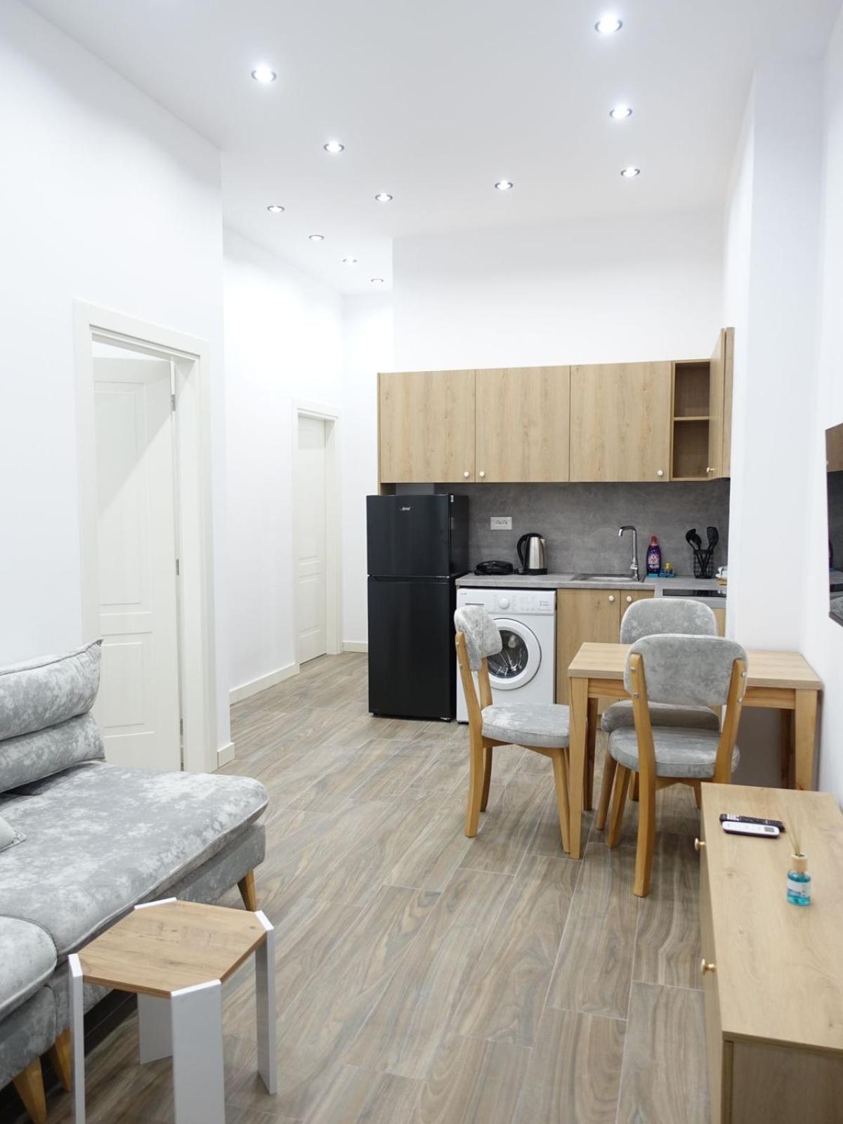 Two-Bedroom Standard Apartment photo 3