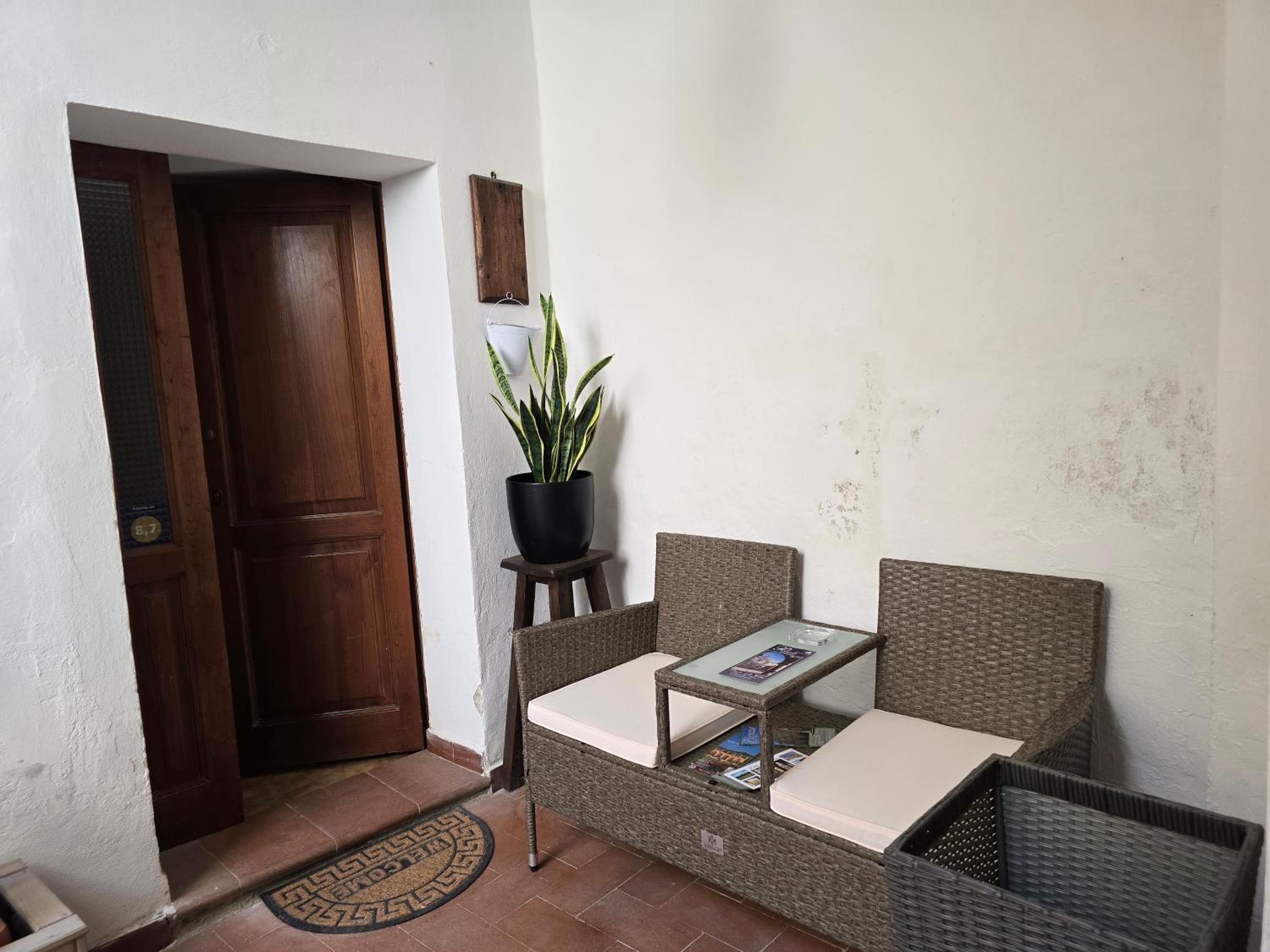 One-Bedroom Apartment - Photo 7