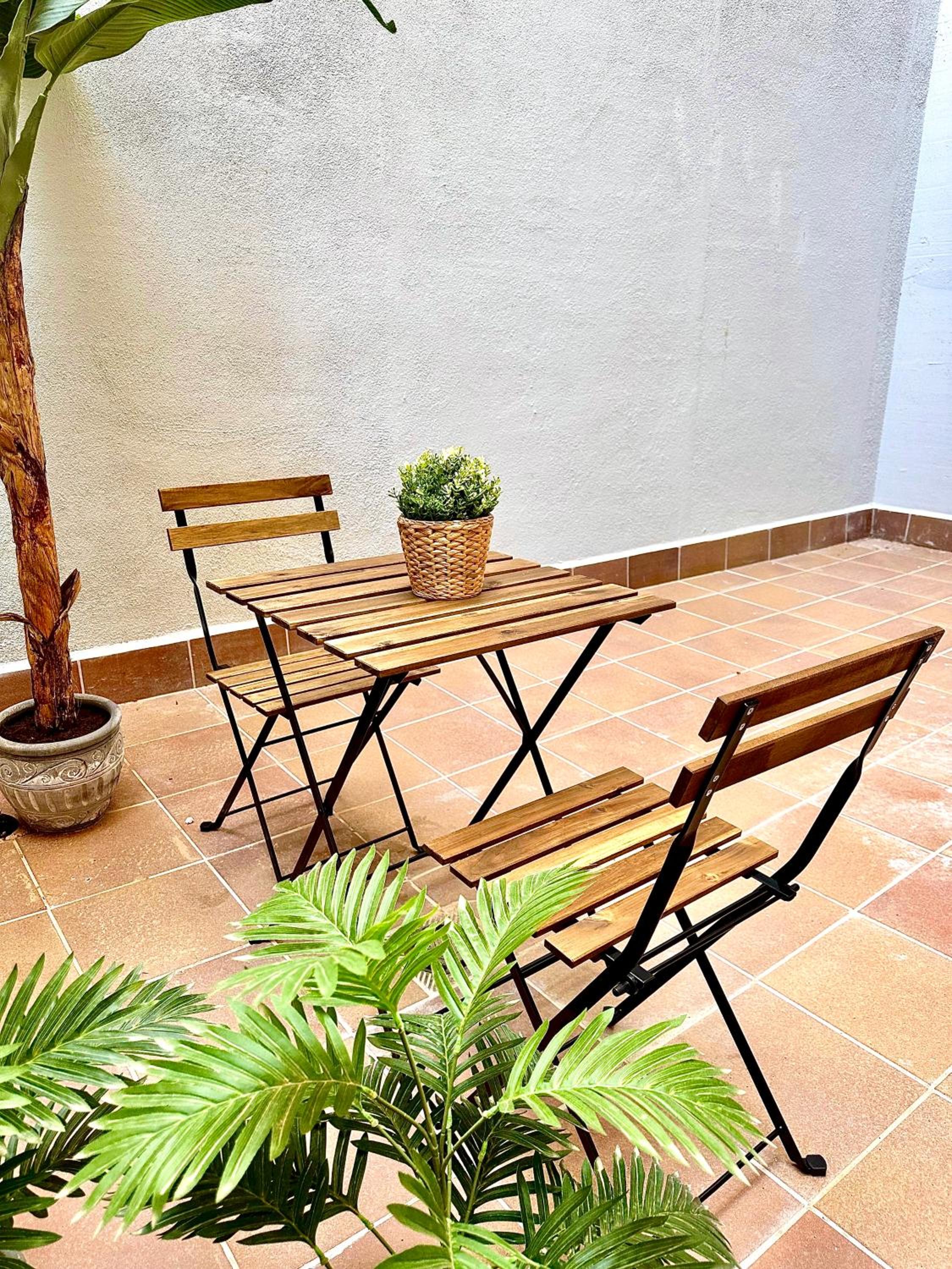 One-Bedroom Apartment with Terrace