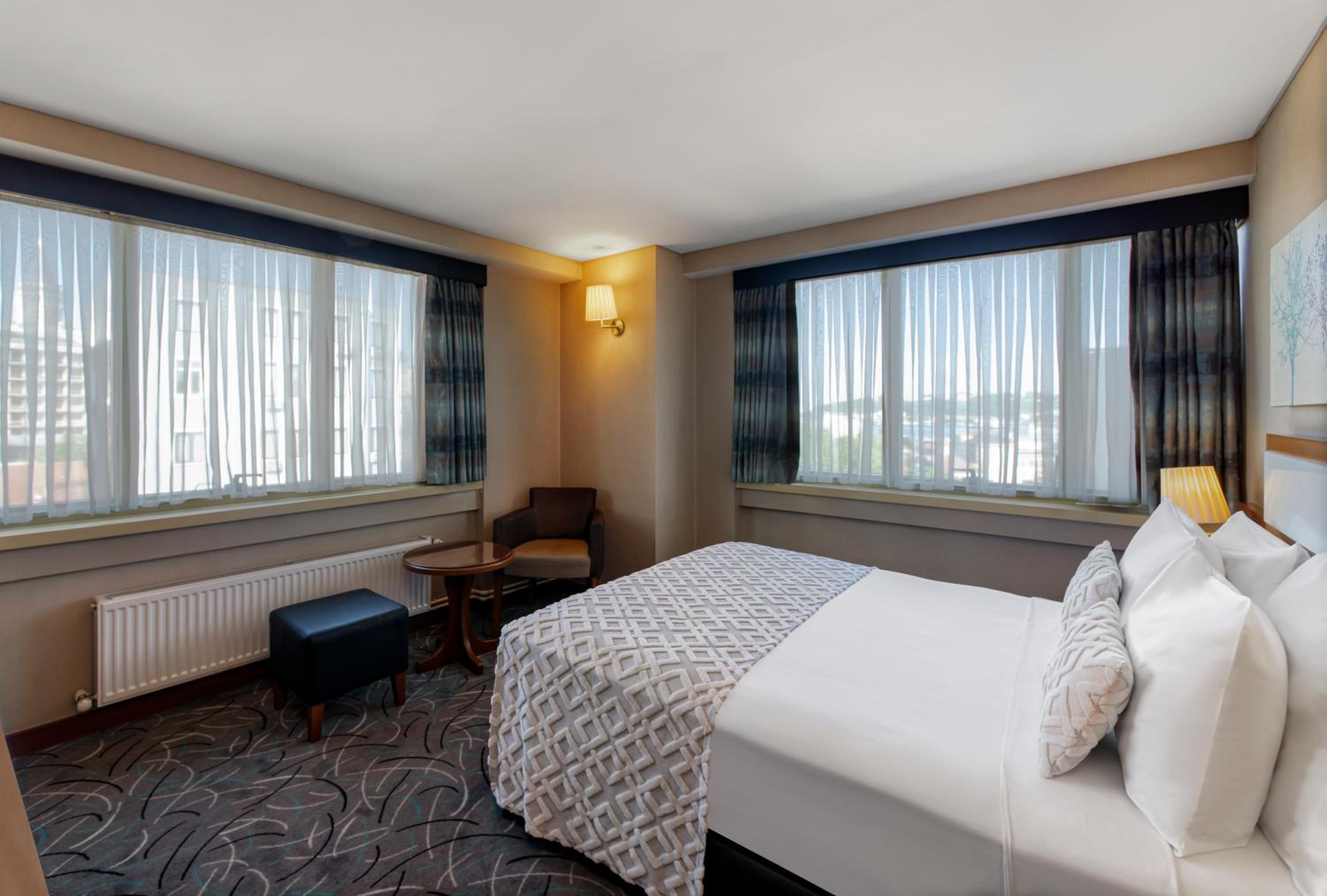 Double or Twin Room with City View photo 1