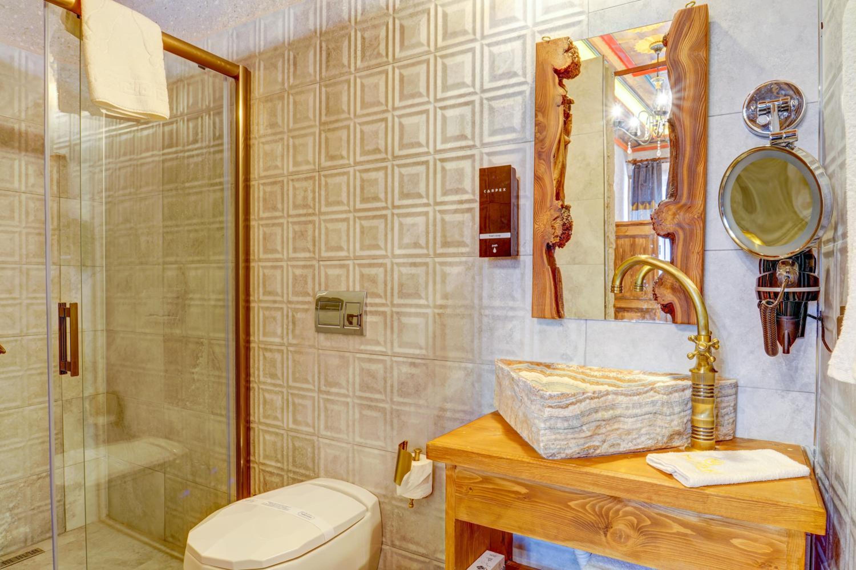 Superior Queen Room