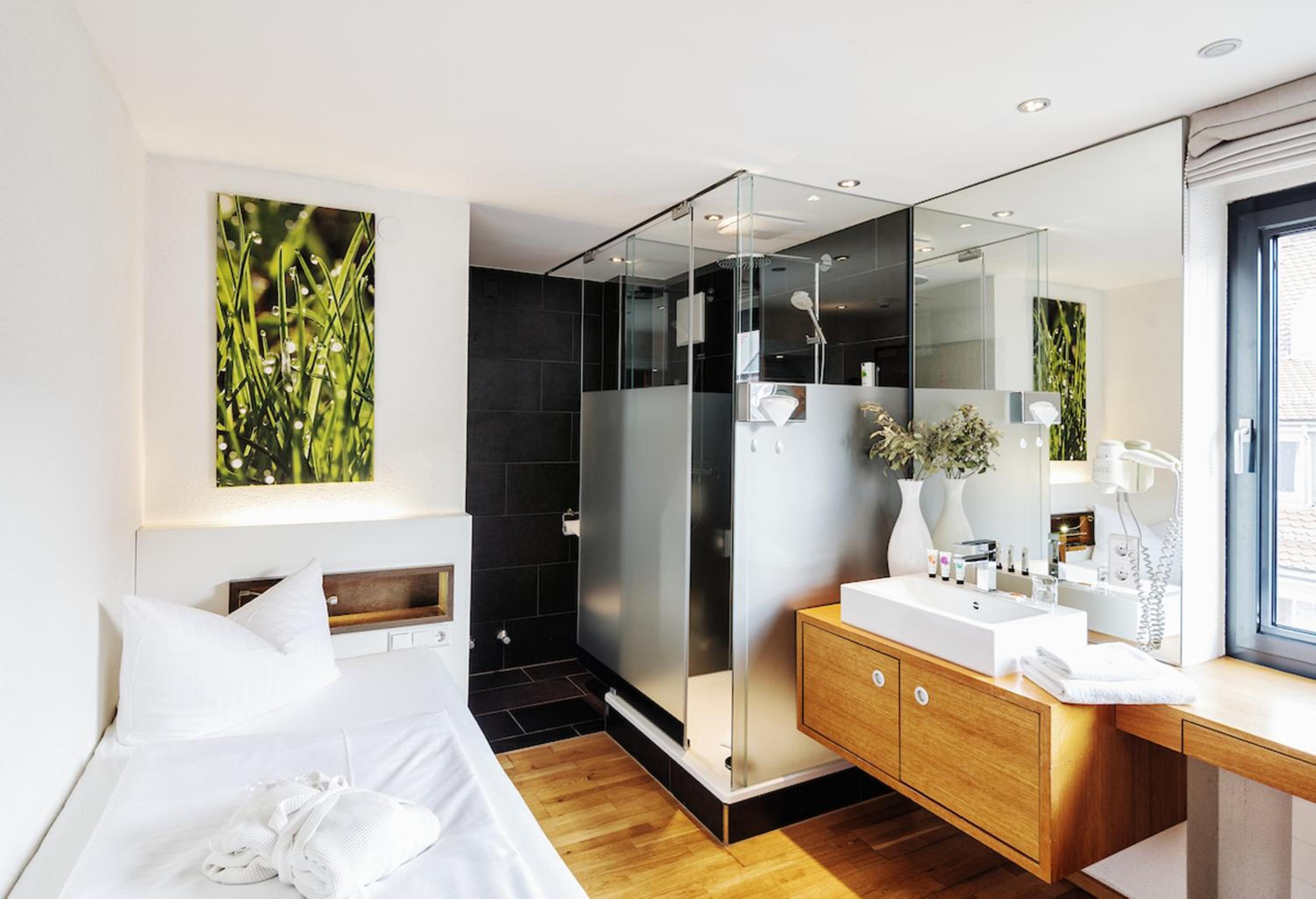 Single Room photo 2