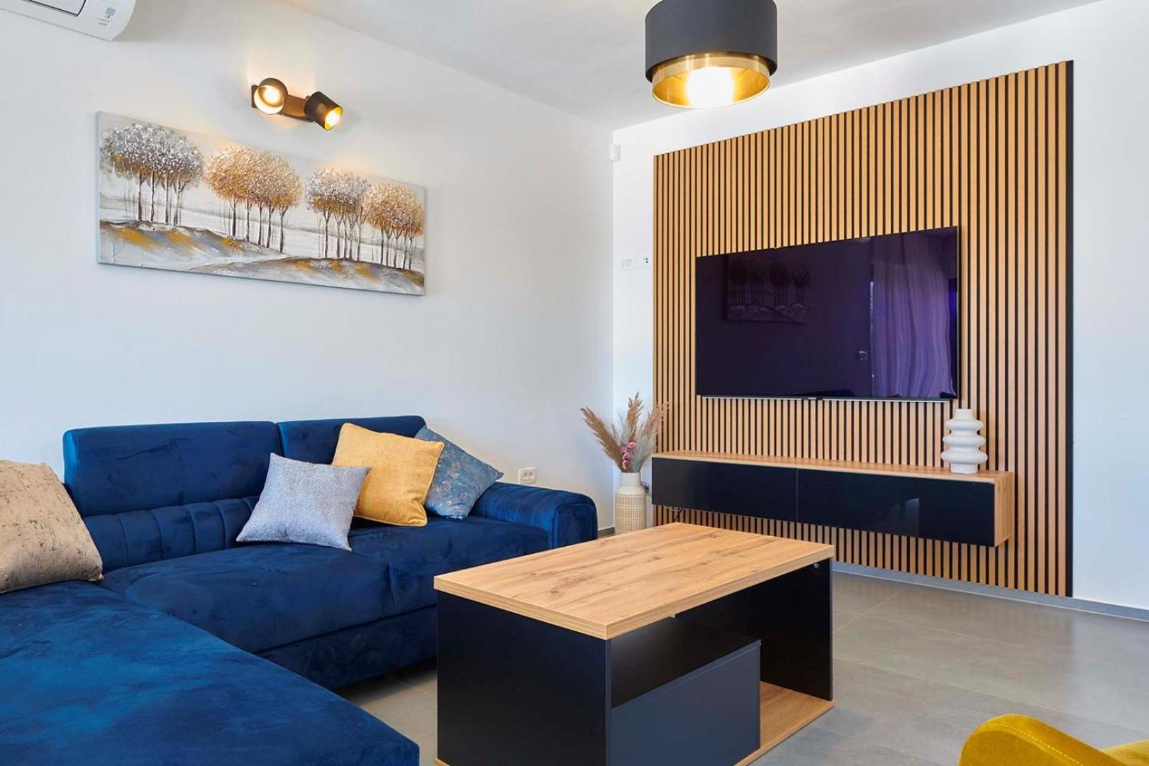 Villa photo 1