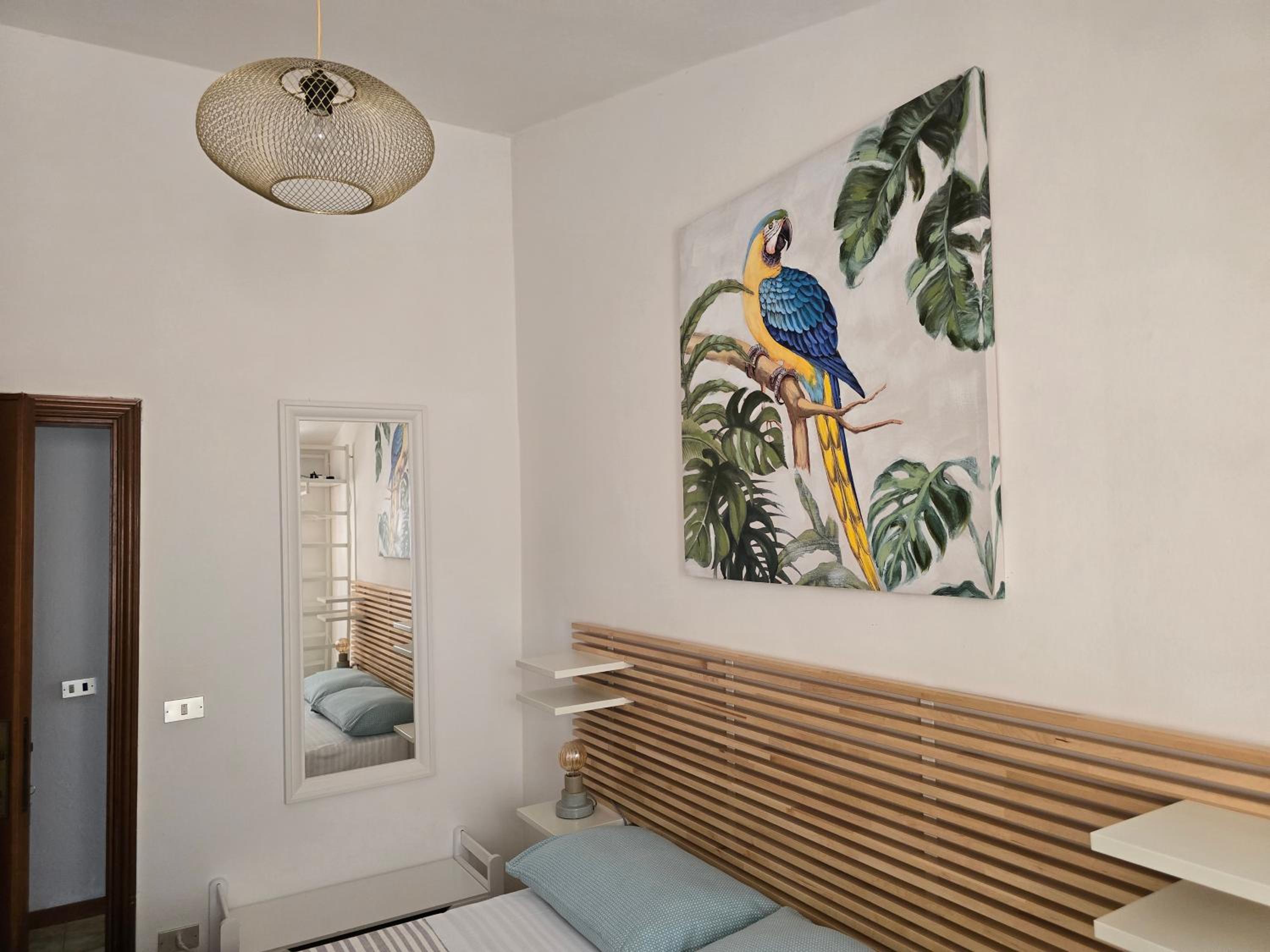 One-Bedroom Apartment - Photo 19