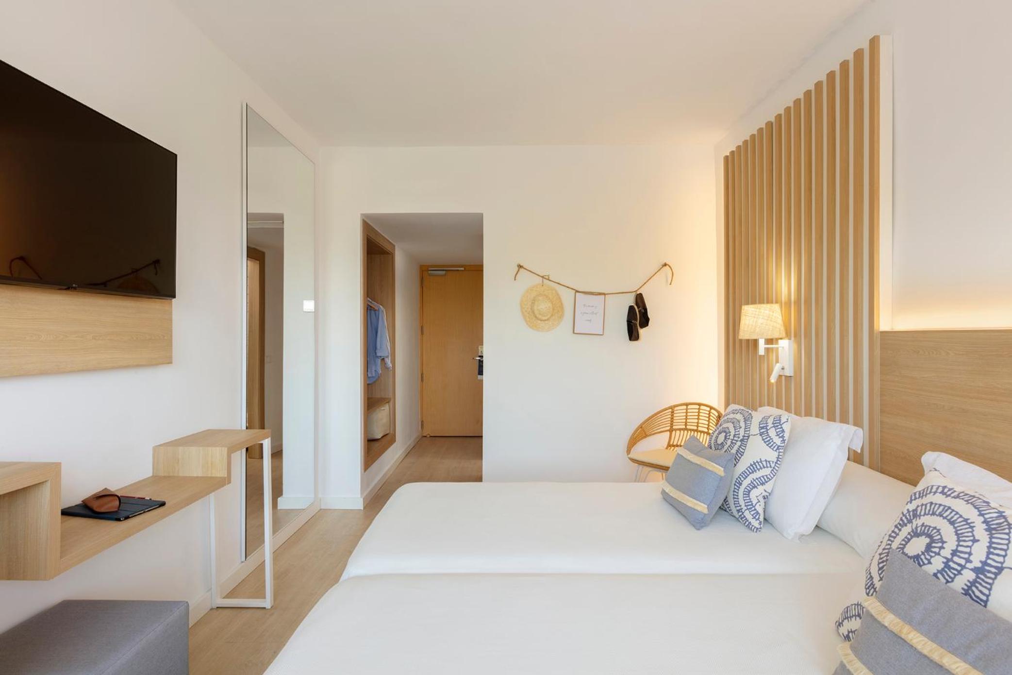 Twin Room with Pool View (2 Adults + 1 Child)