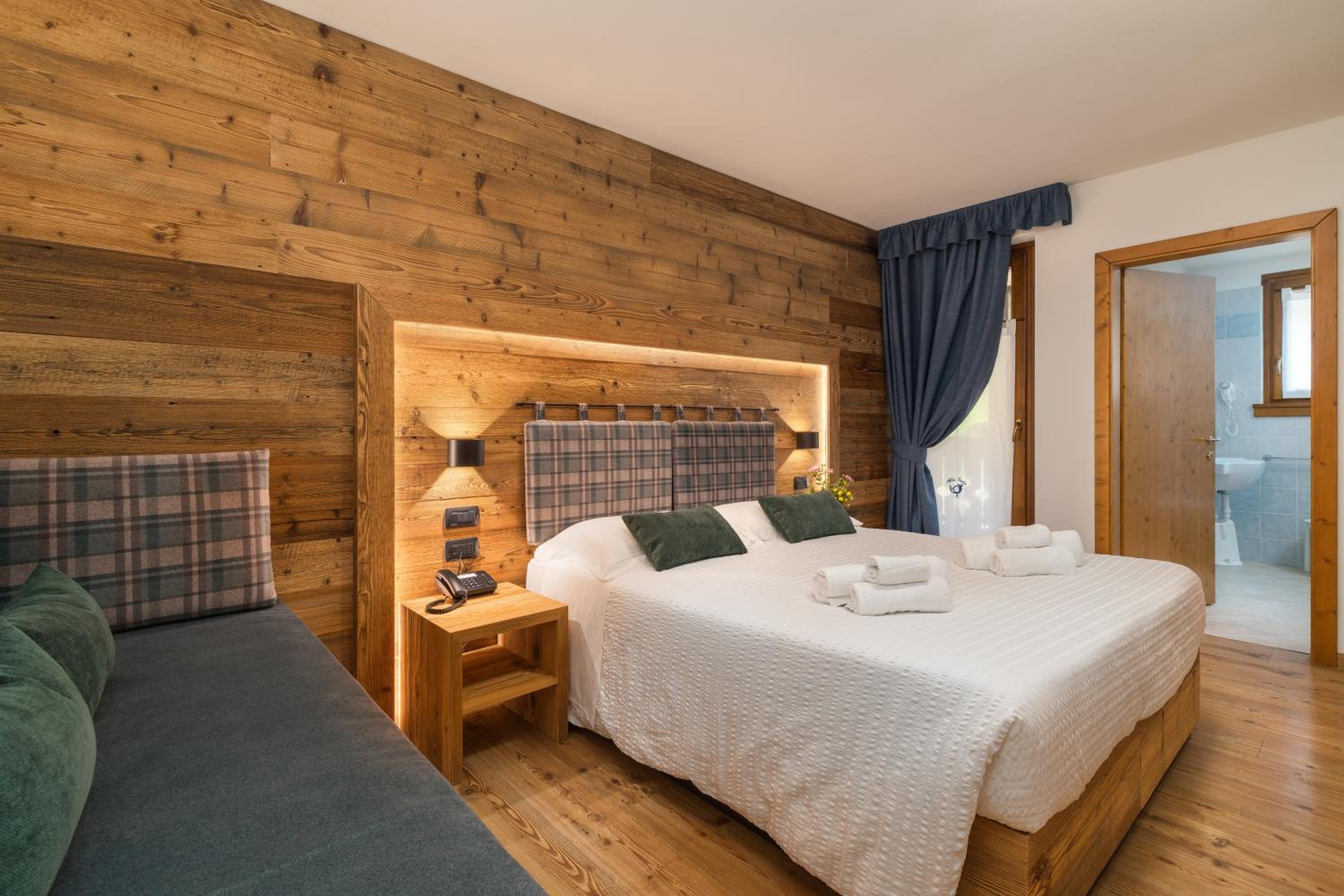 Comfort Triple Room