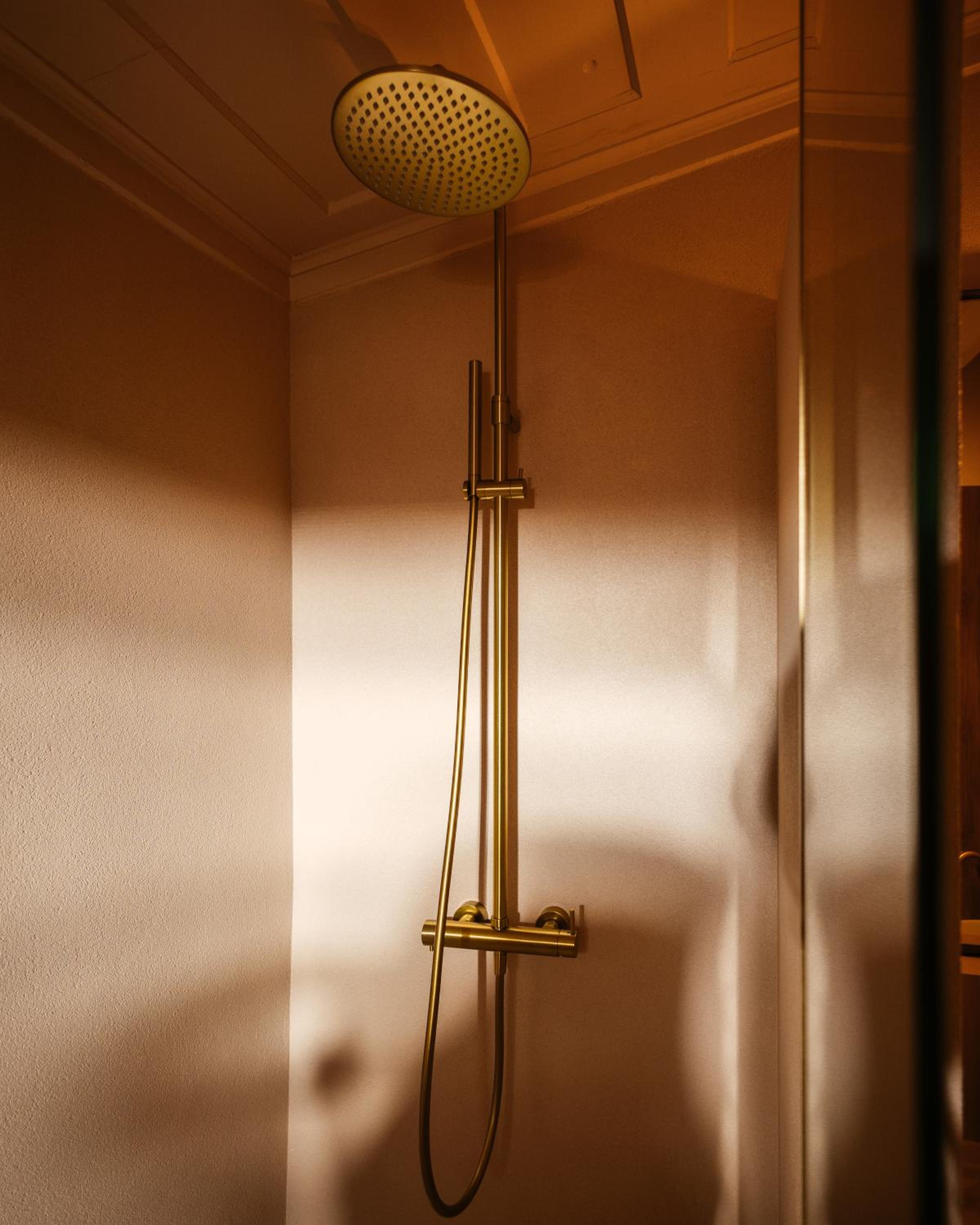 Deluxe Studio - Photo 15