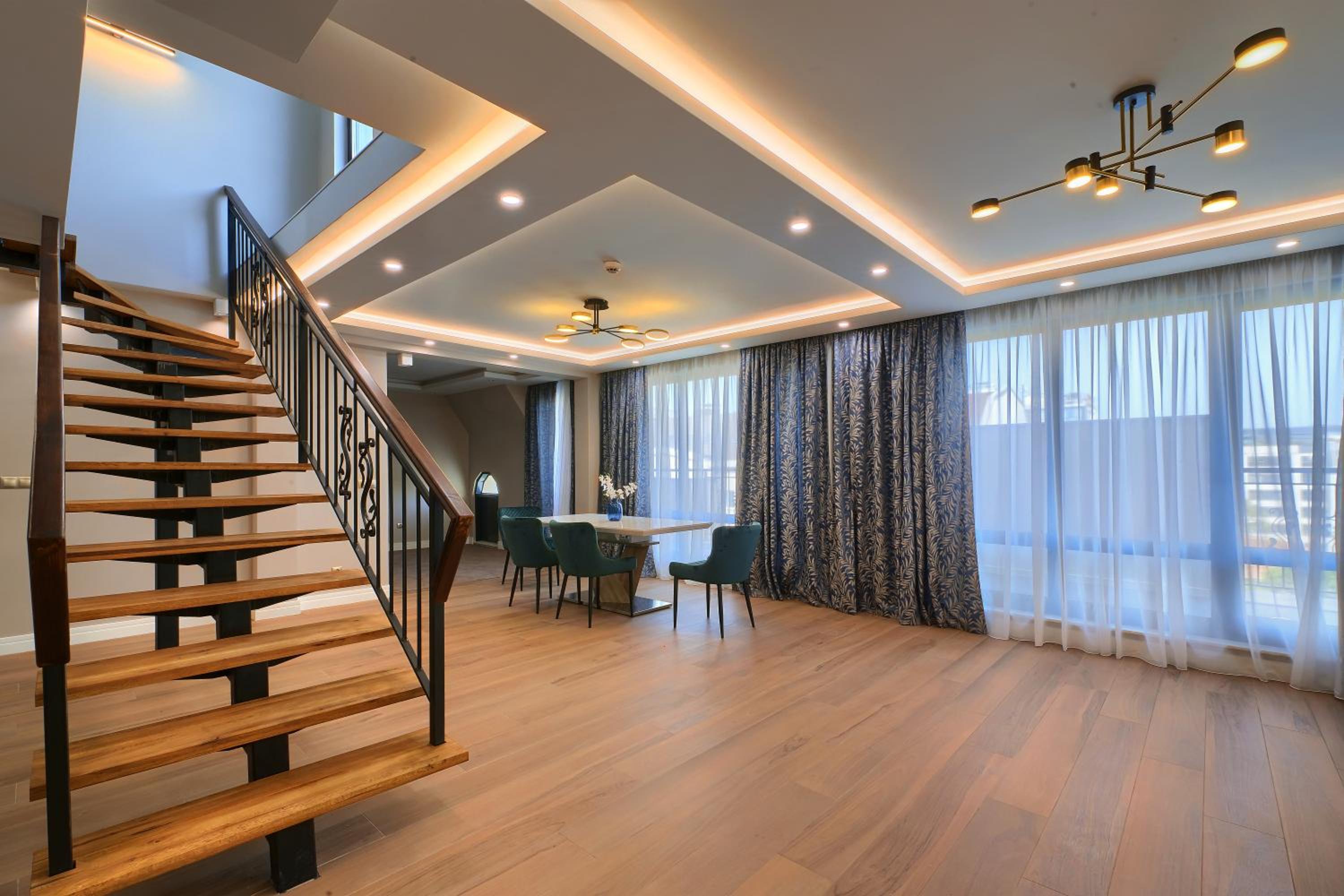 Family Two-Bedroom Apartment with View
