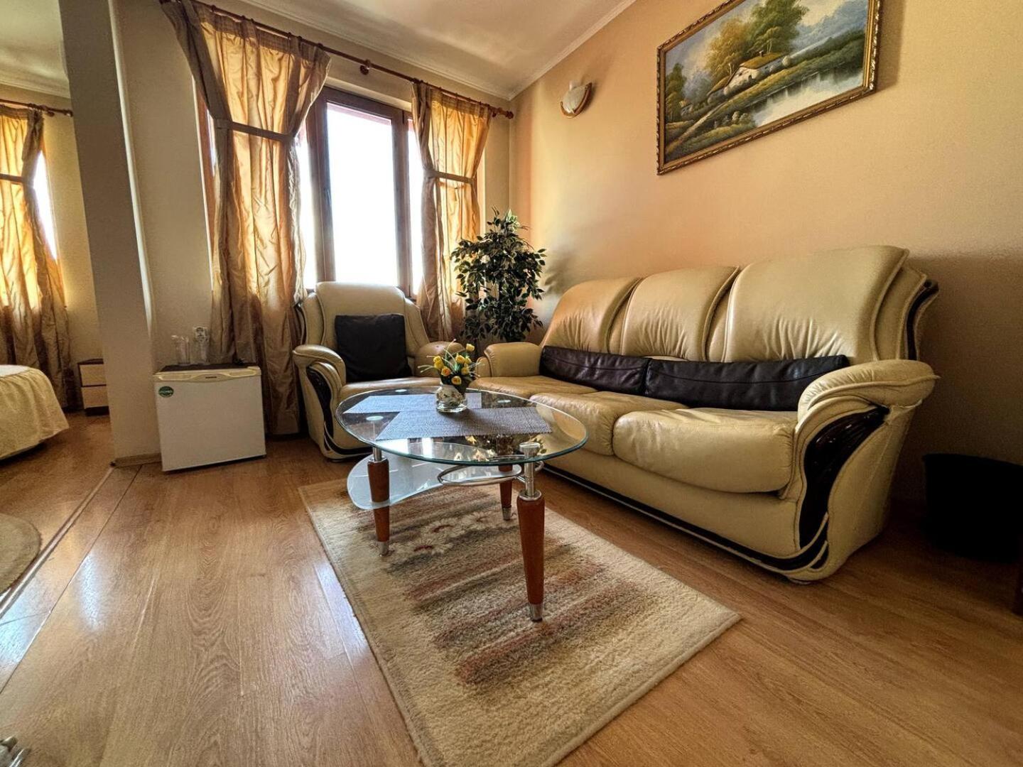 Large Double Room
