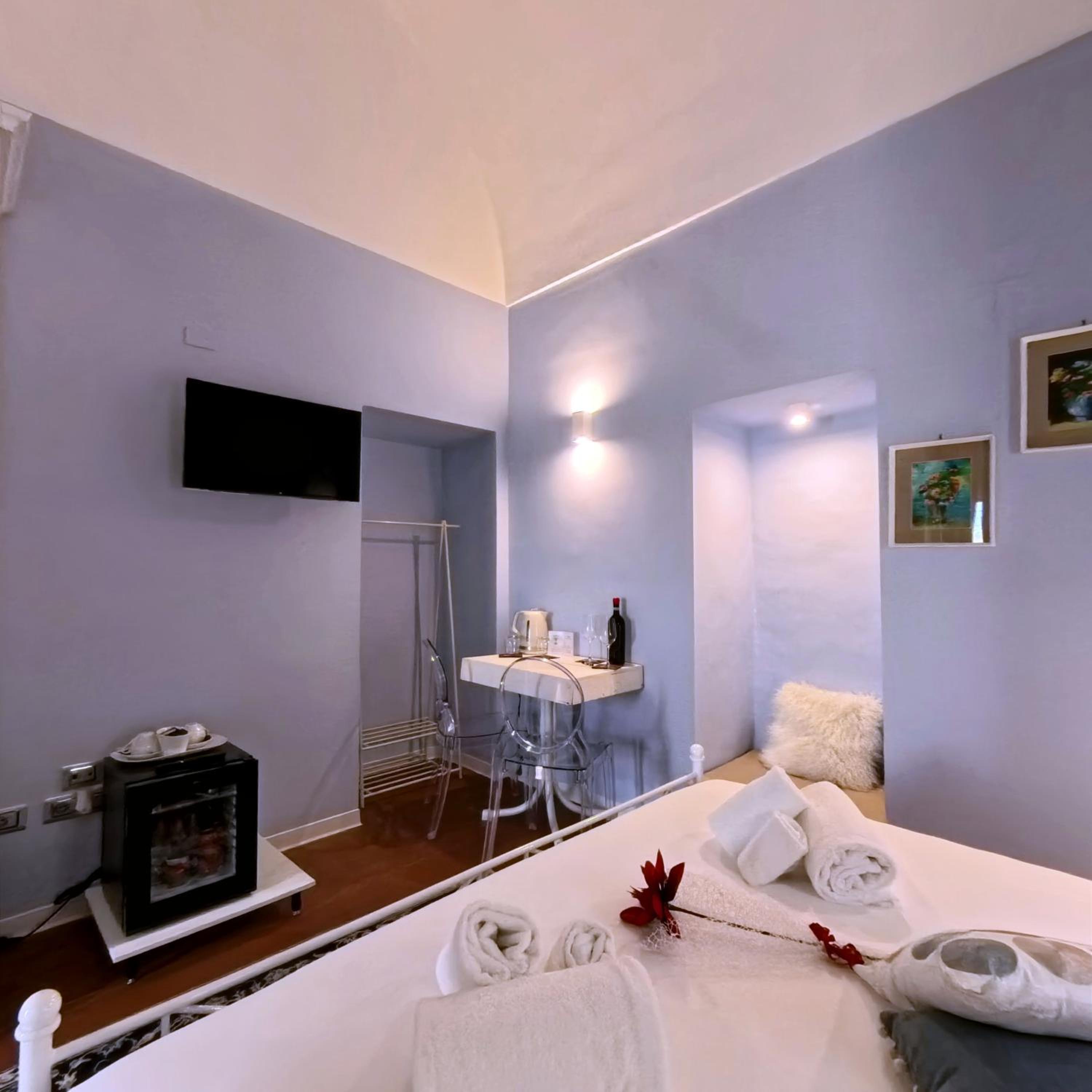 Standard Double Room - Photo 4