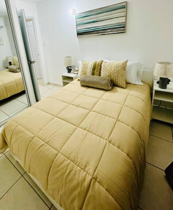 Four-Bedroom House photo 3