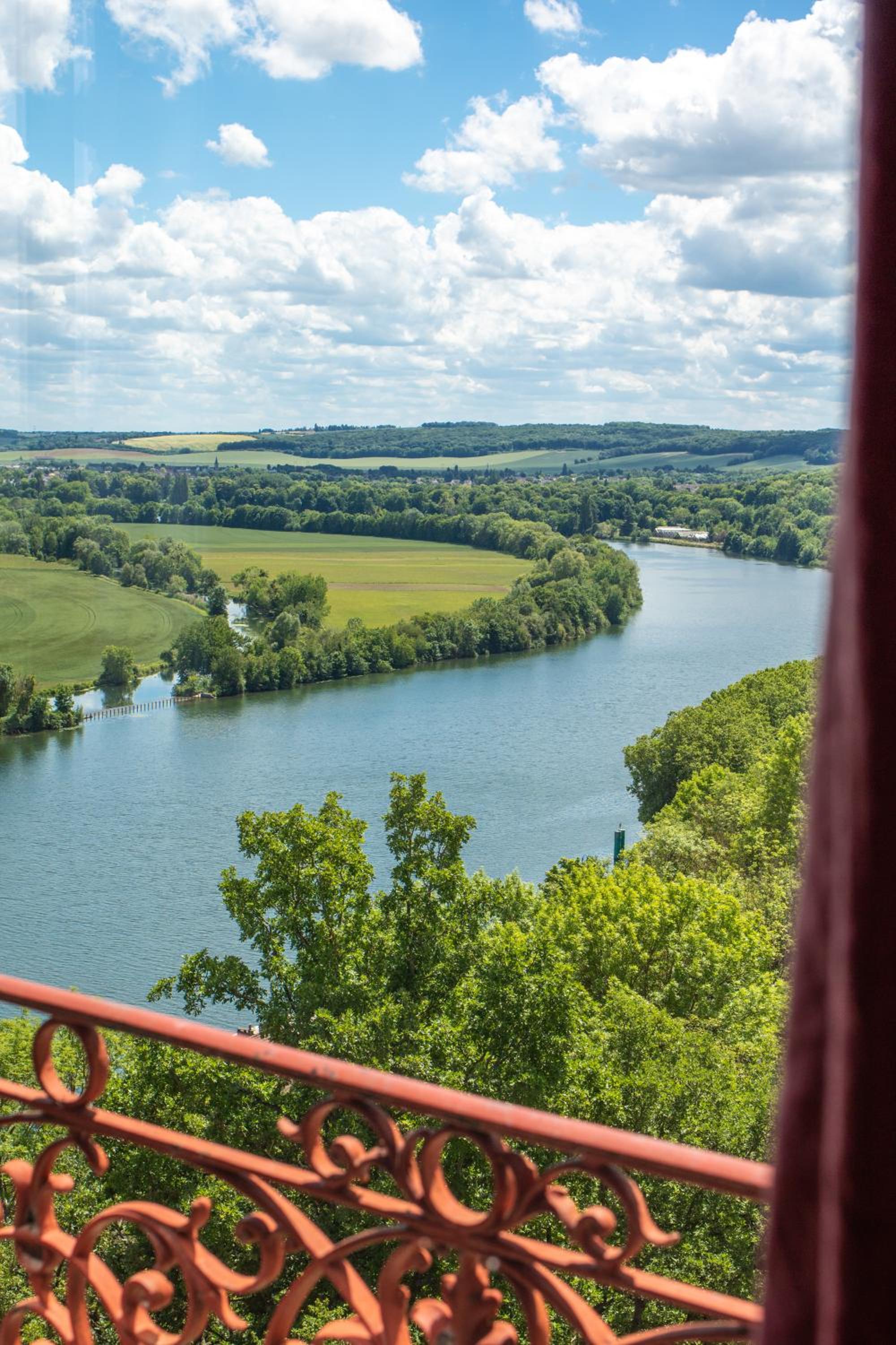 Suite - Vue sur Rivière