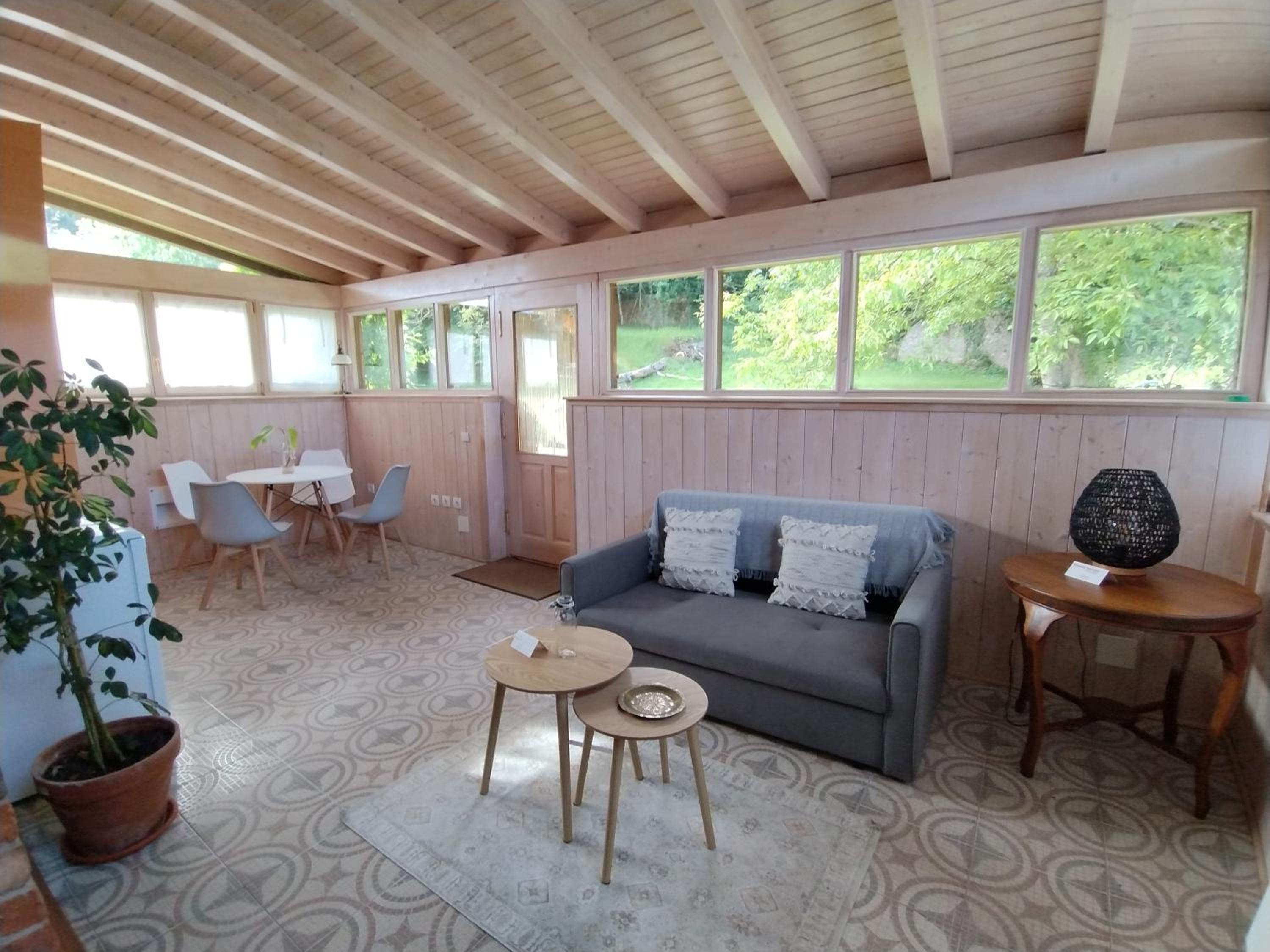 Apartamento con vista al jardín