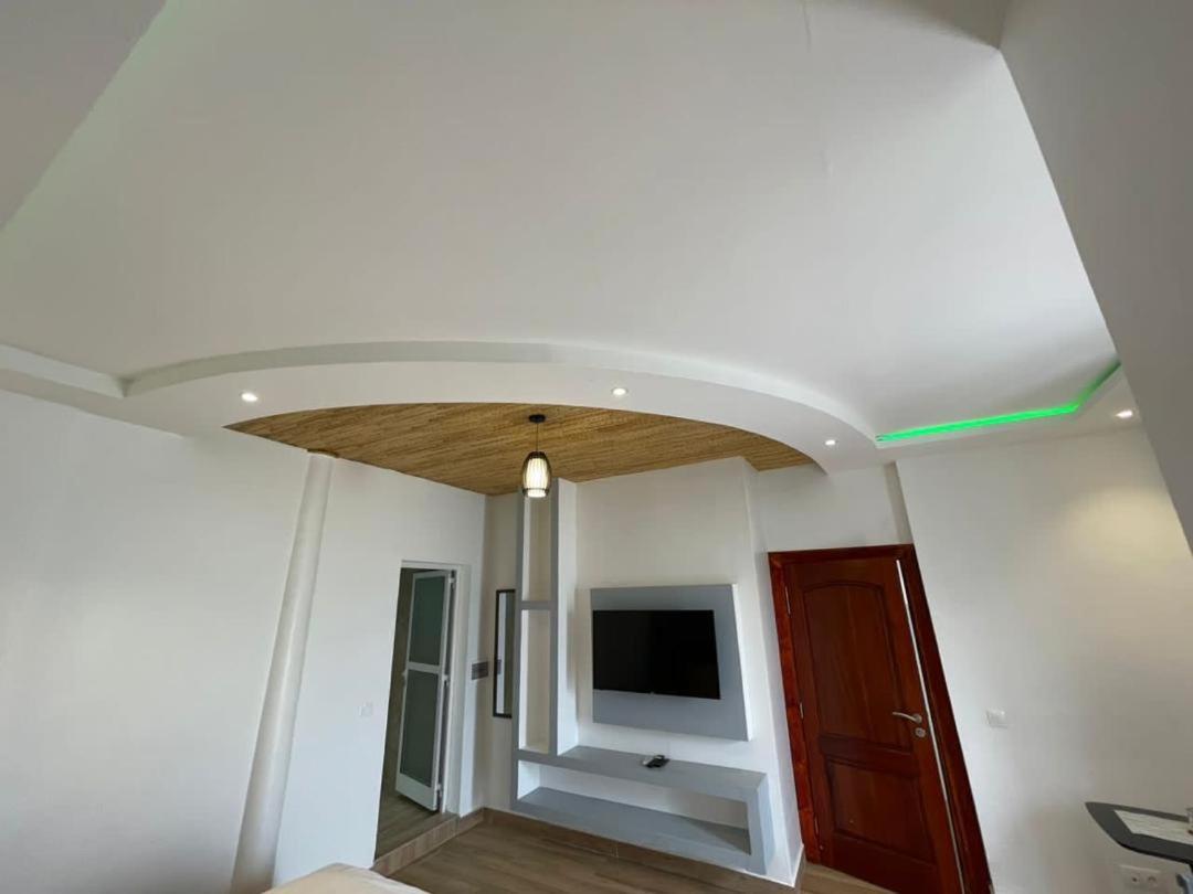 Deluxe Double Room with Balcony and Sea View photo 2