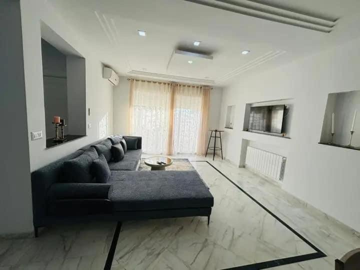 Villa photo 3