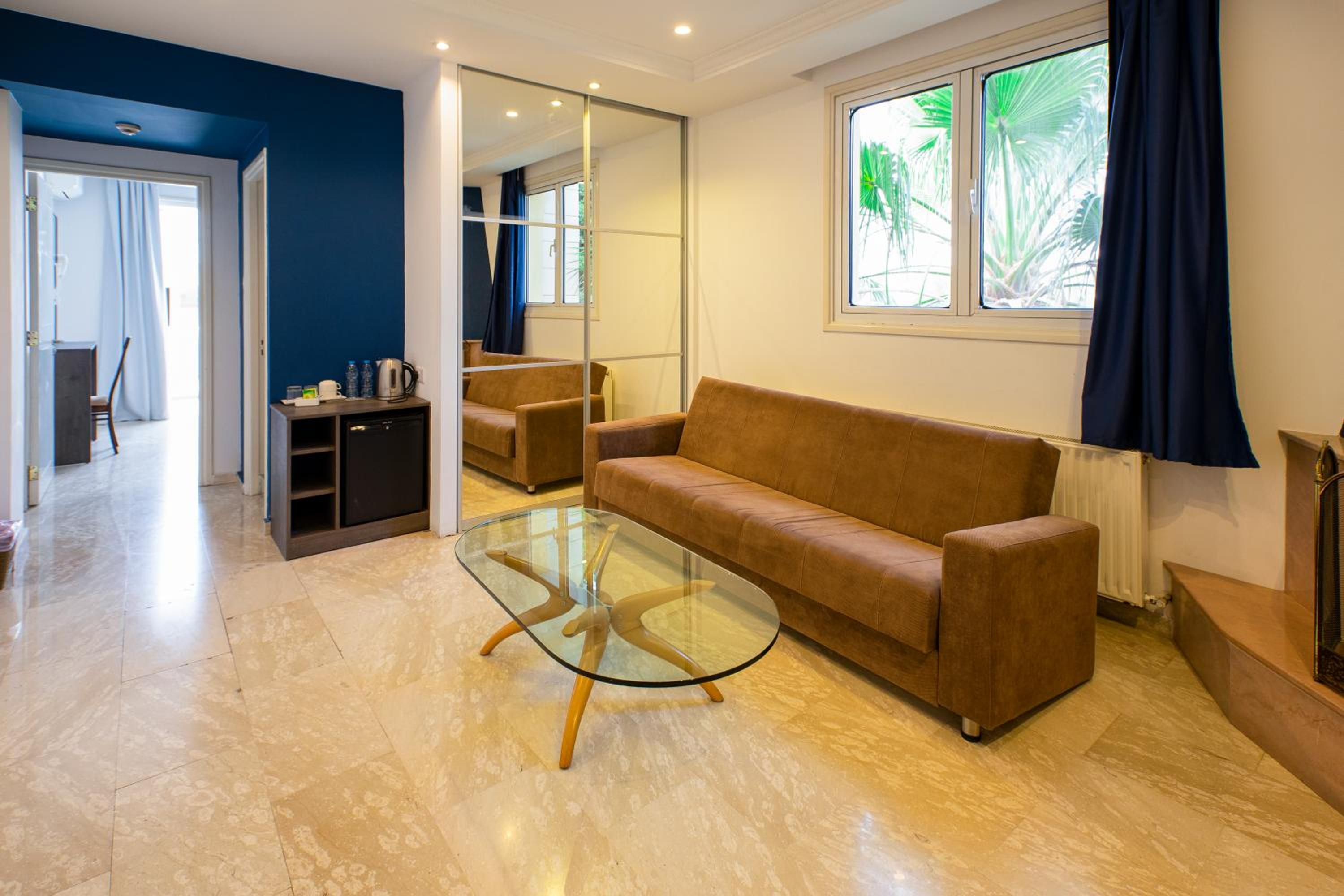 Superior Queen Room