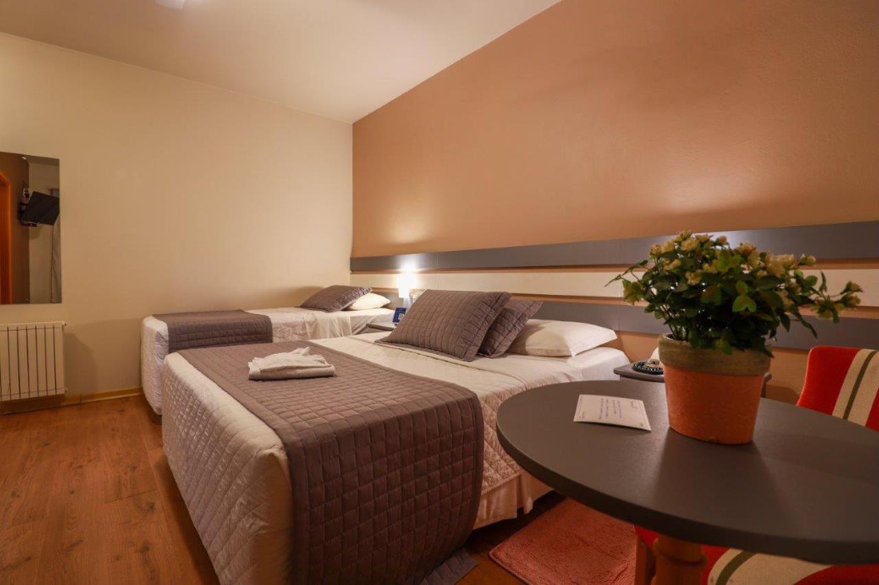 Deluxe Double Room photo 3