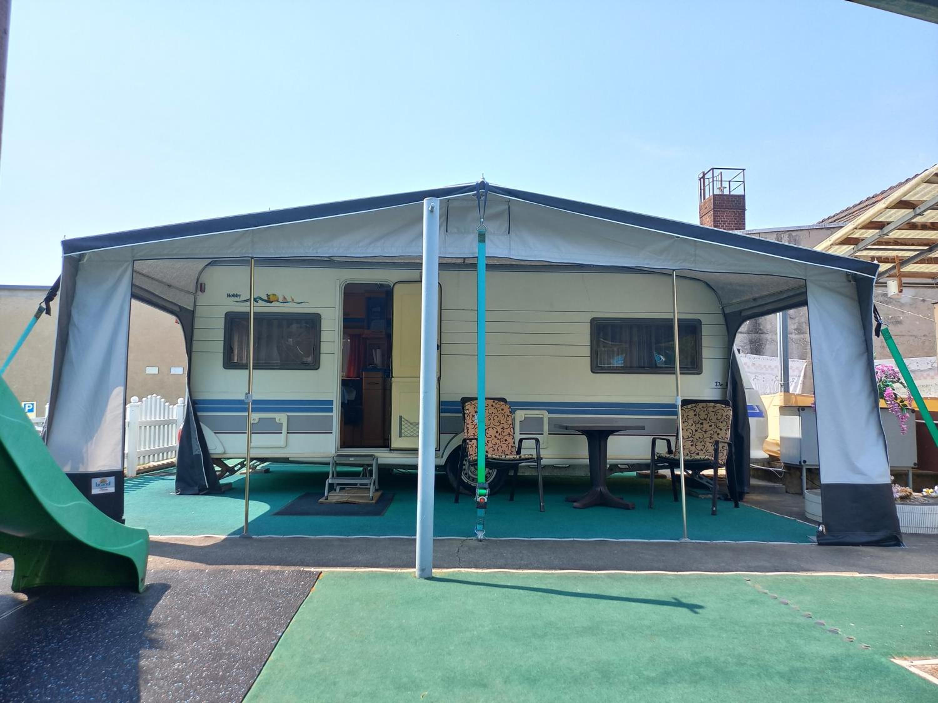 Mobile Home photo 3