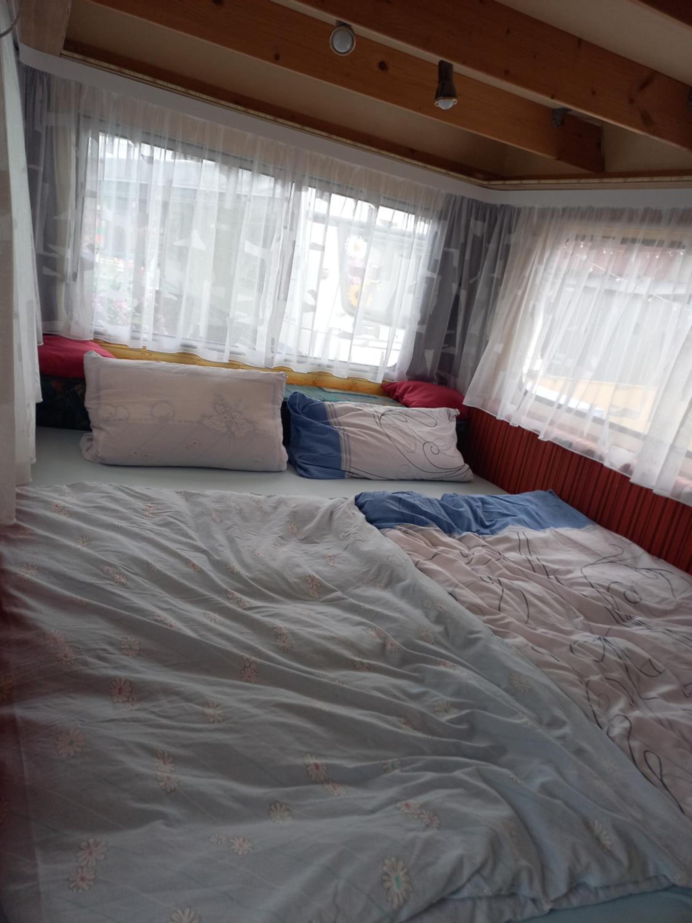 Mobile Home photo 2