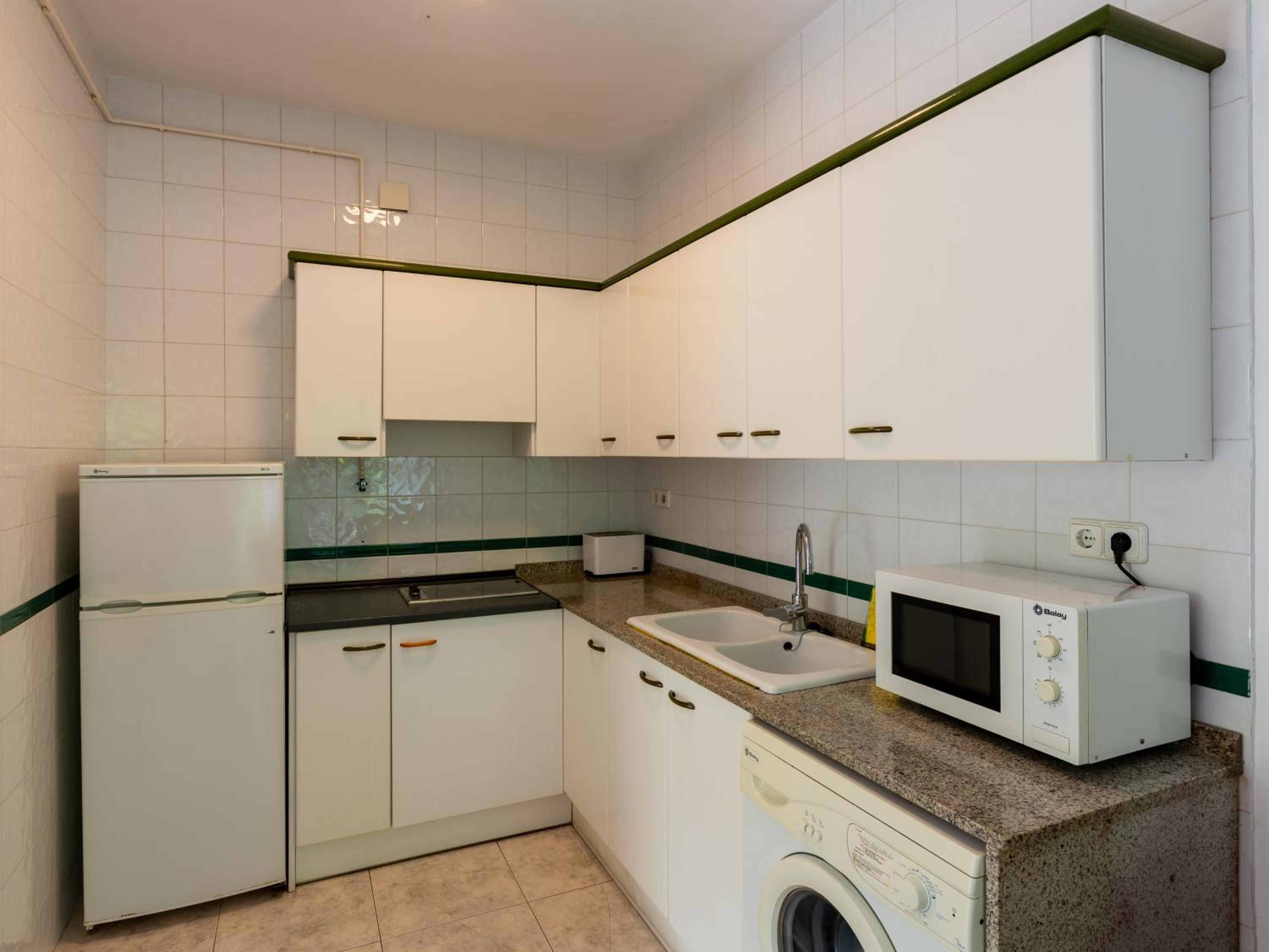 Two-Bedroom Apartment (4-5 Adults) - Photo 23