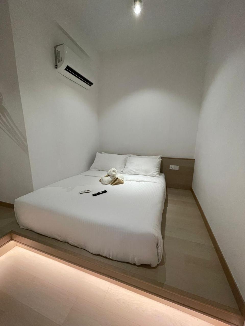Queen Room - Photo 2