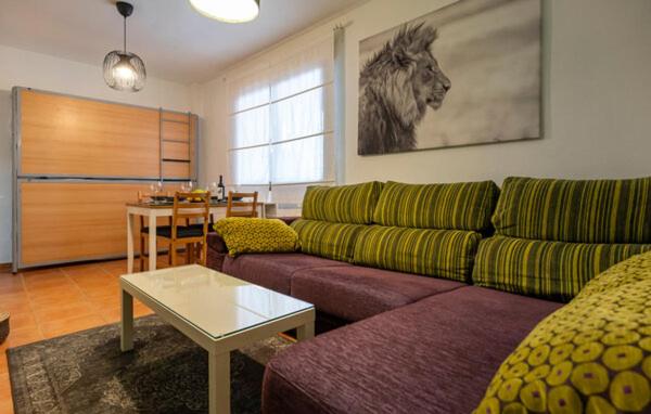 Apartment - Ground Floor photo 3