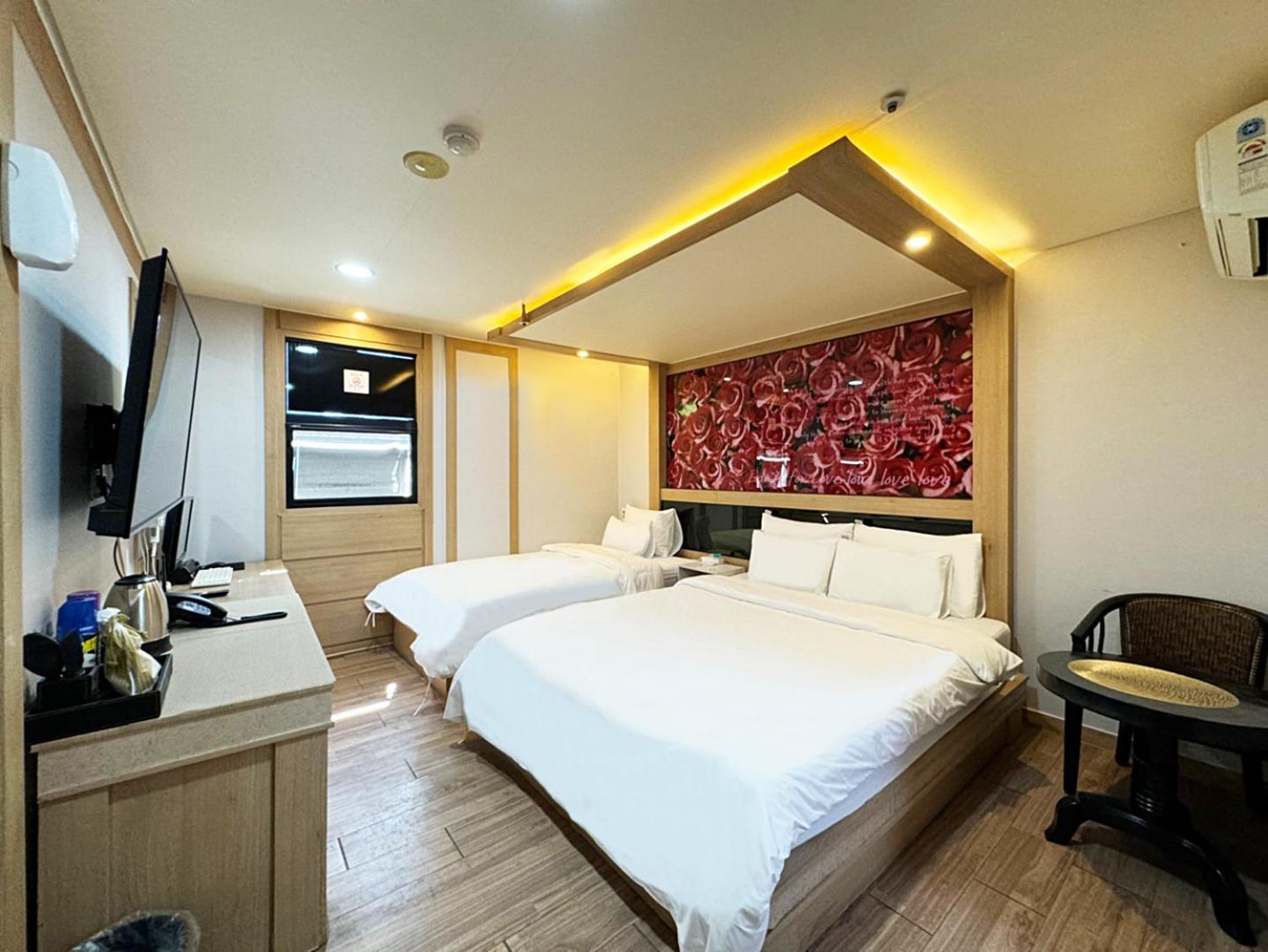 Deluxe Double Room - Photo 7