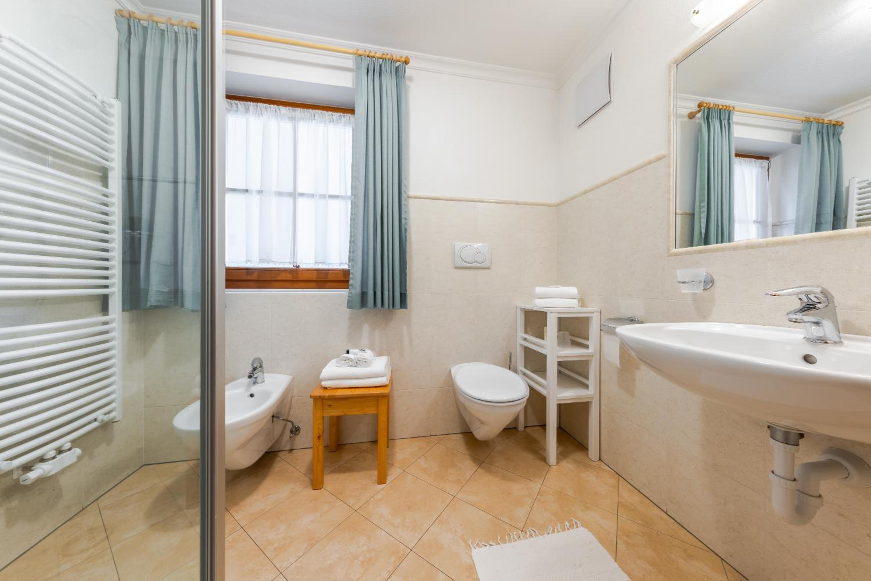 Comfort Triple Room photo 3