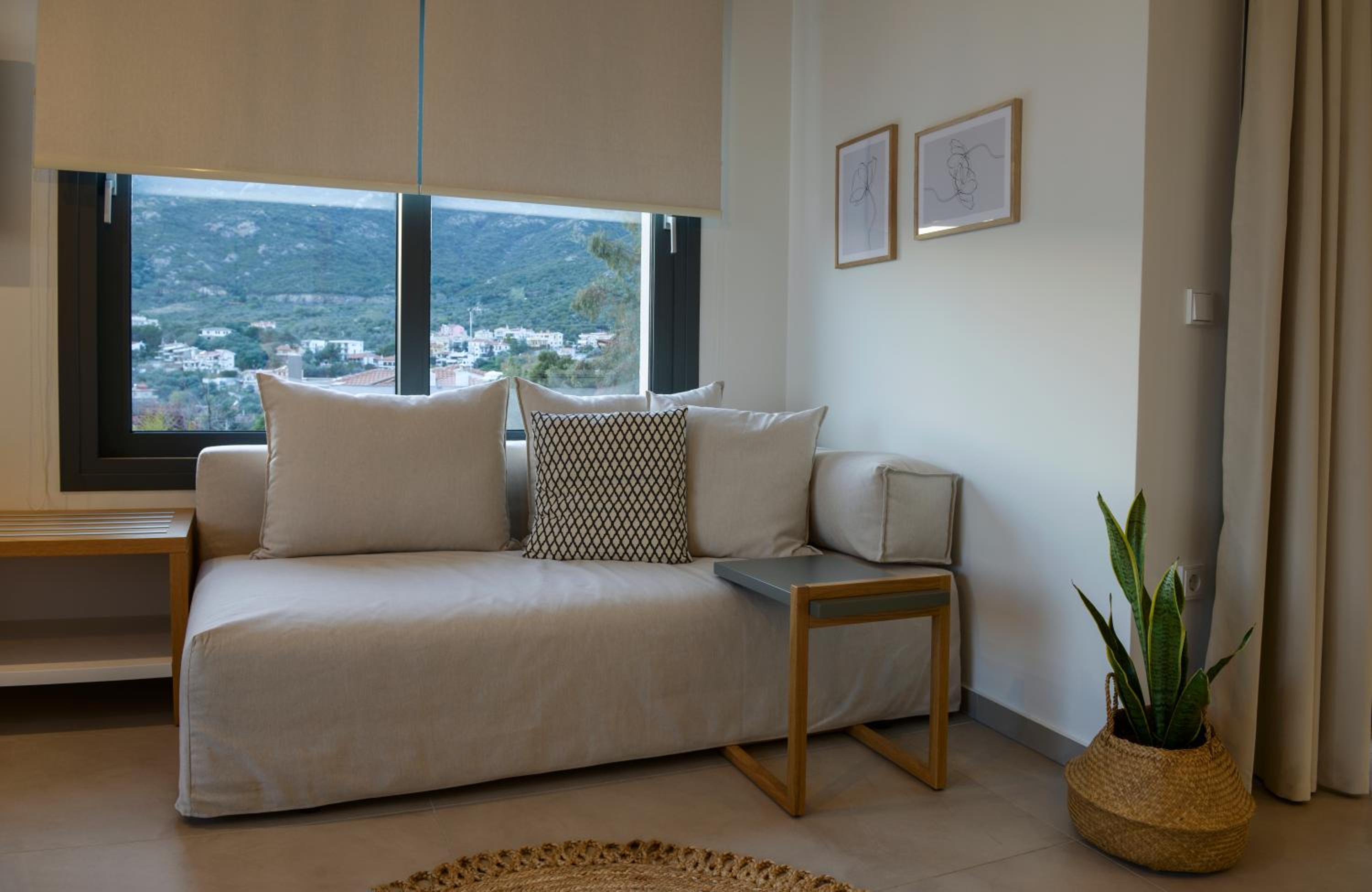King Suite with Sea View