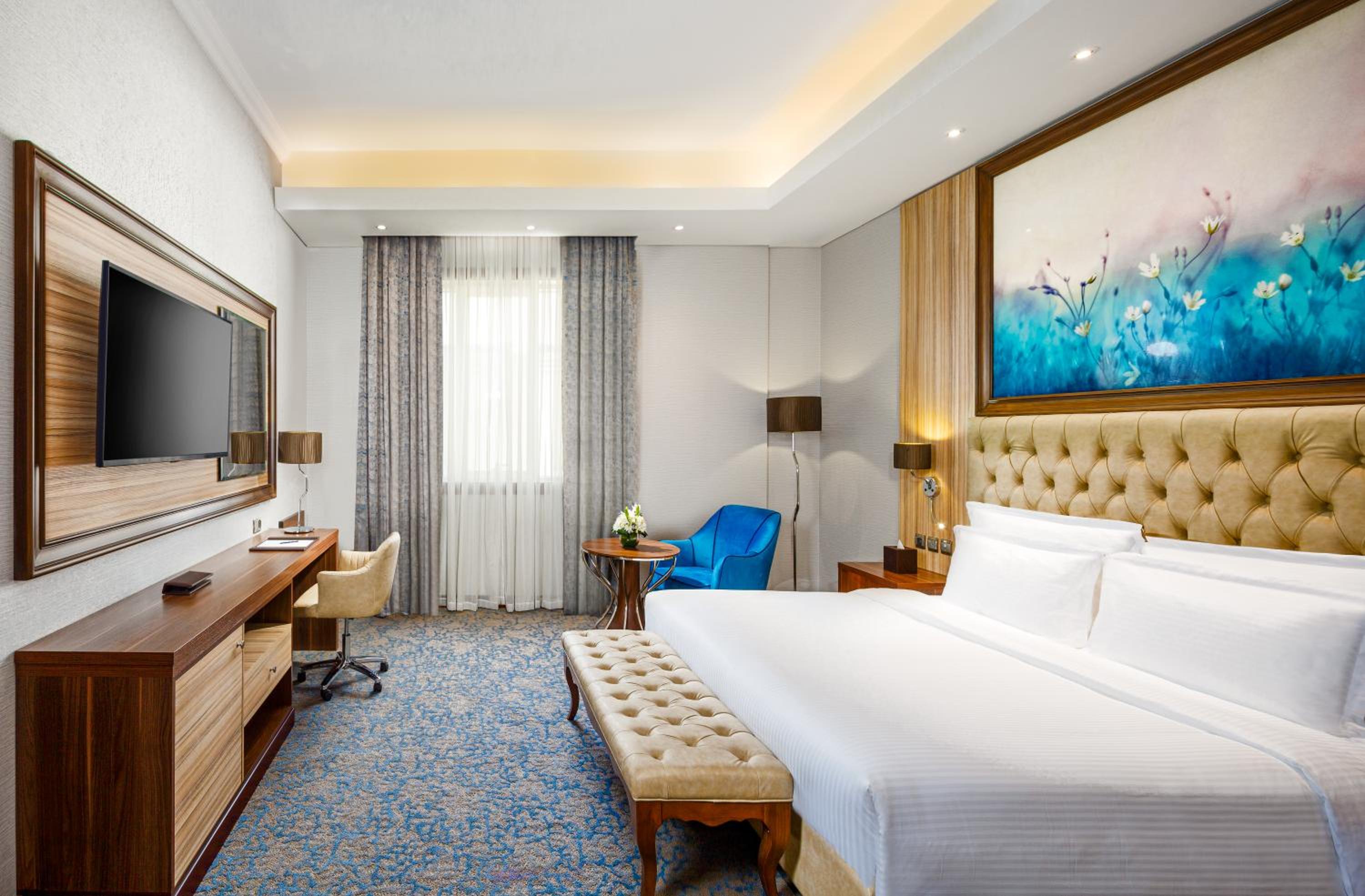 Superior King Room - Photo 1