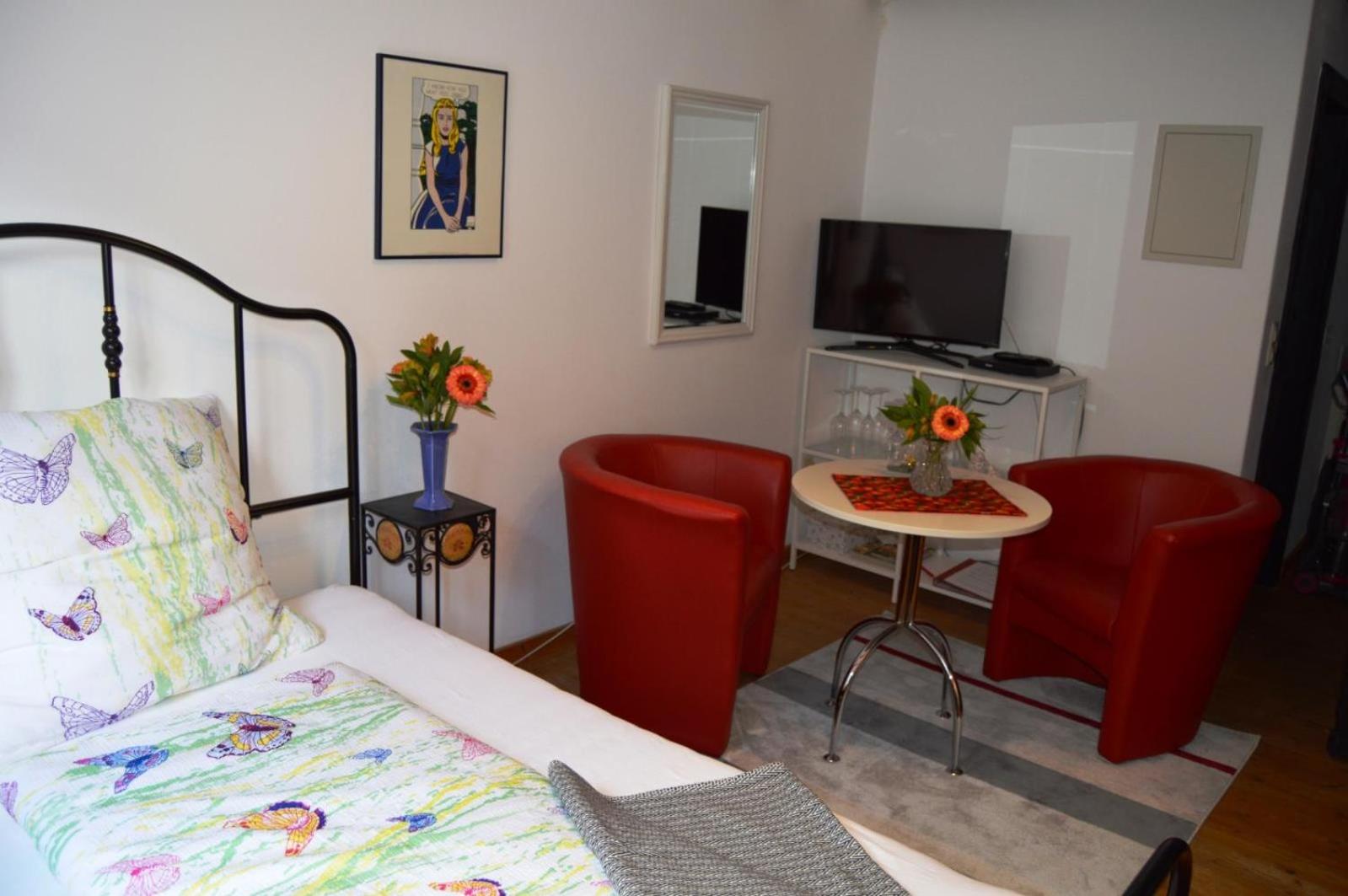 Apartment photo 1