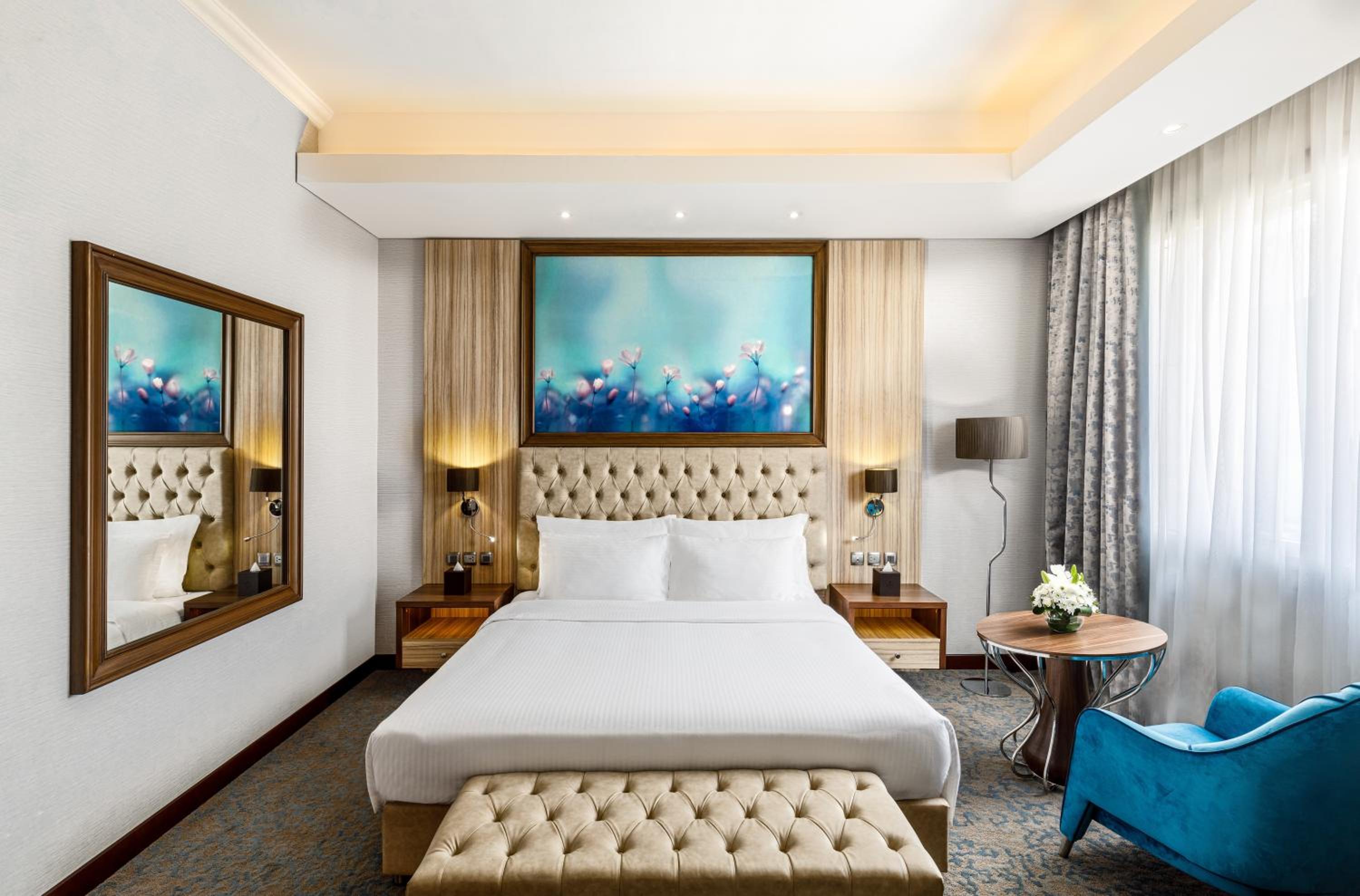 Deluxe King Room - Photo 1