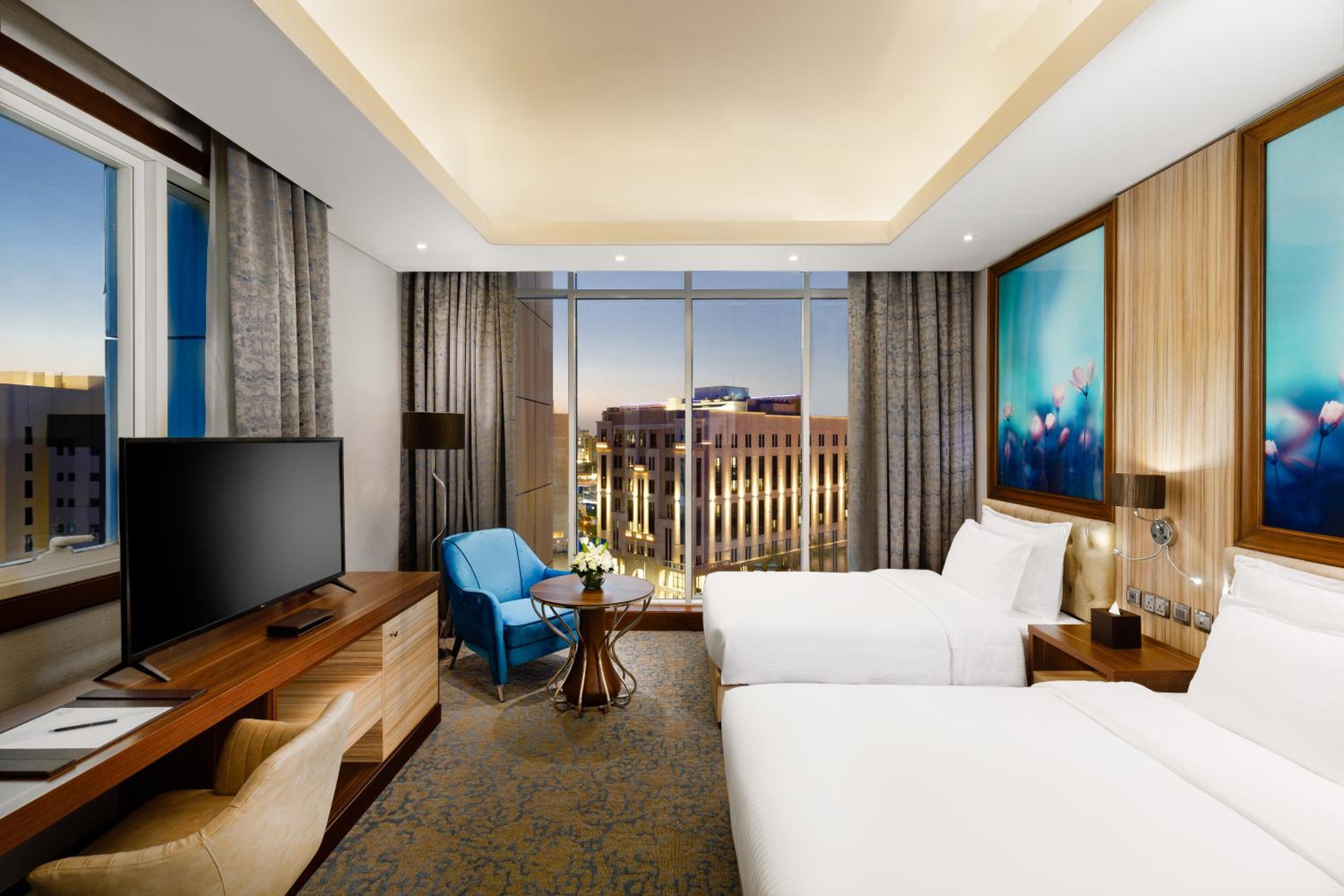 Premium Twin Room - Photo 1