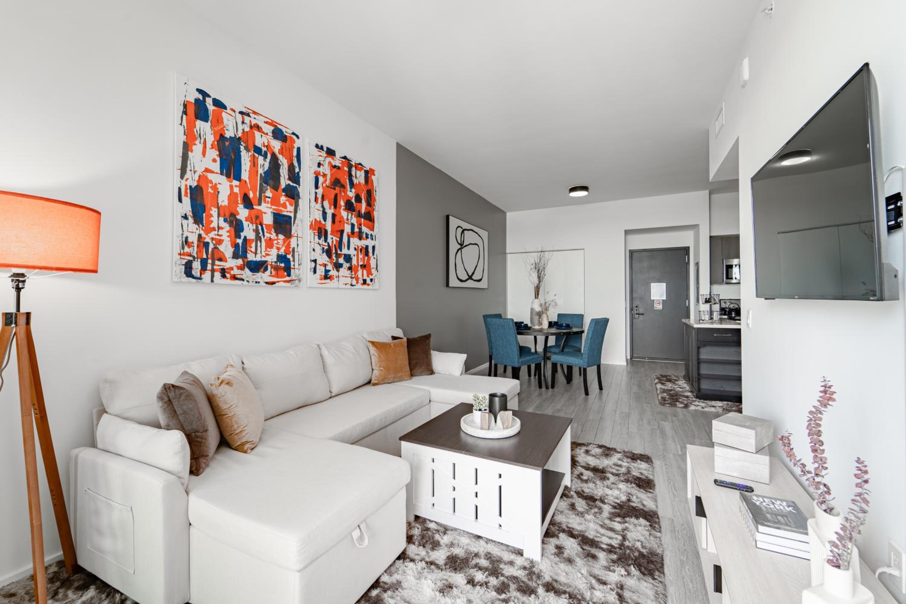 Two-Bedroom Apartment With Bay View photo 1