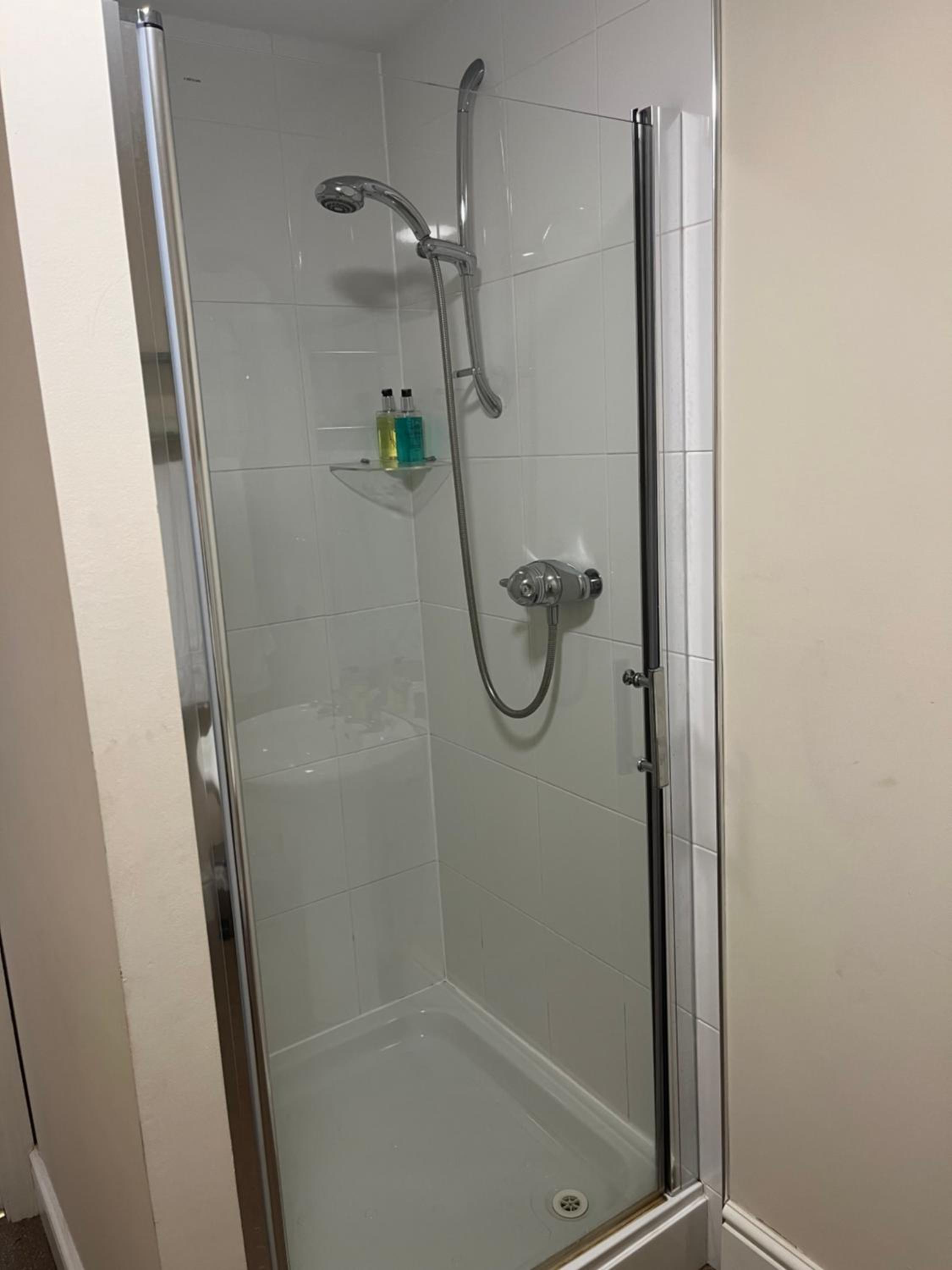 Standard Twin Room photo 2